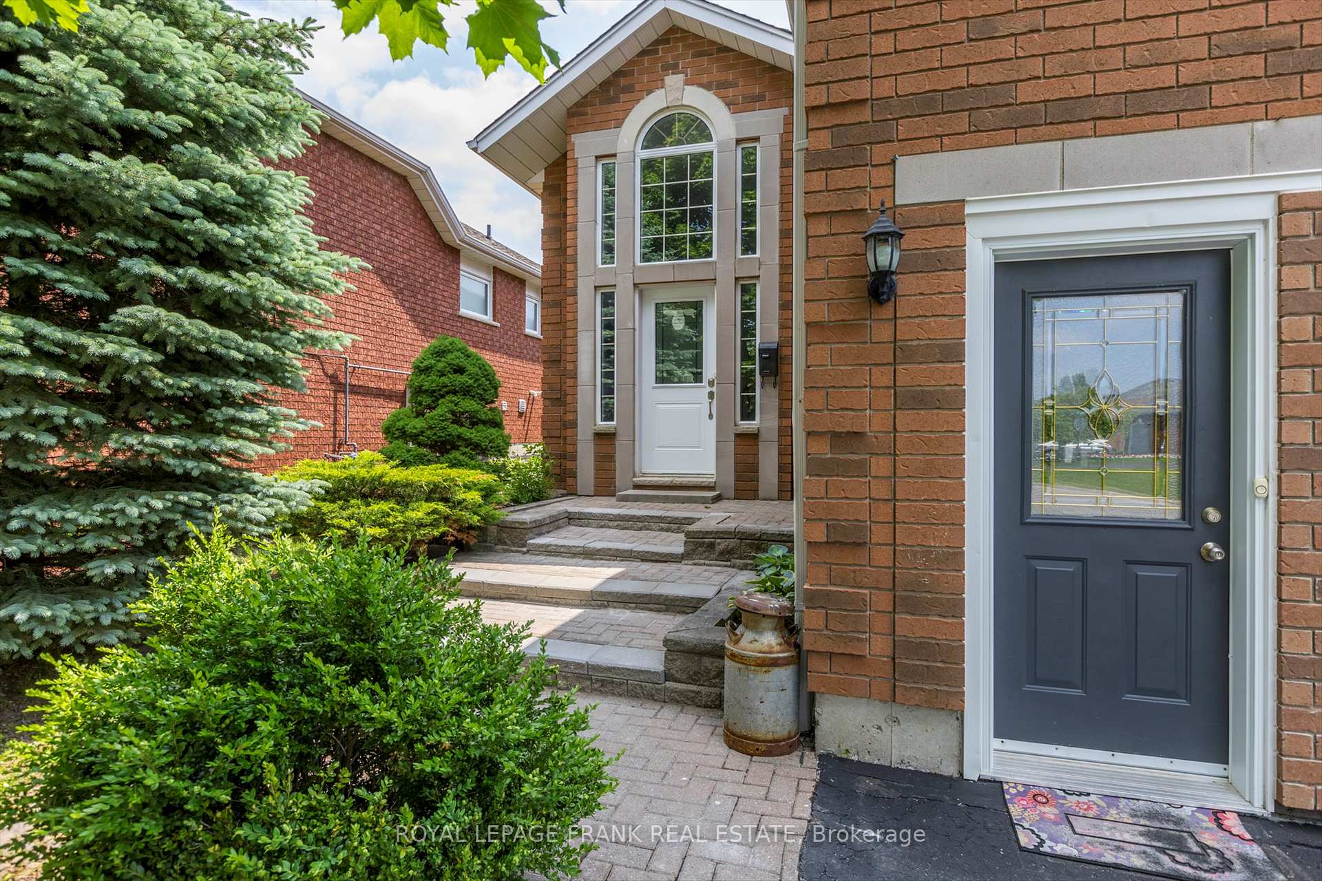 Photo 4 of 999 Baker Street, Peterborough, Northcrest Ward 5 — HOMEH
