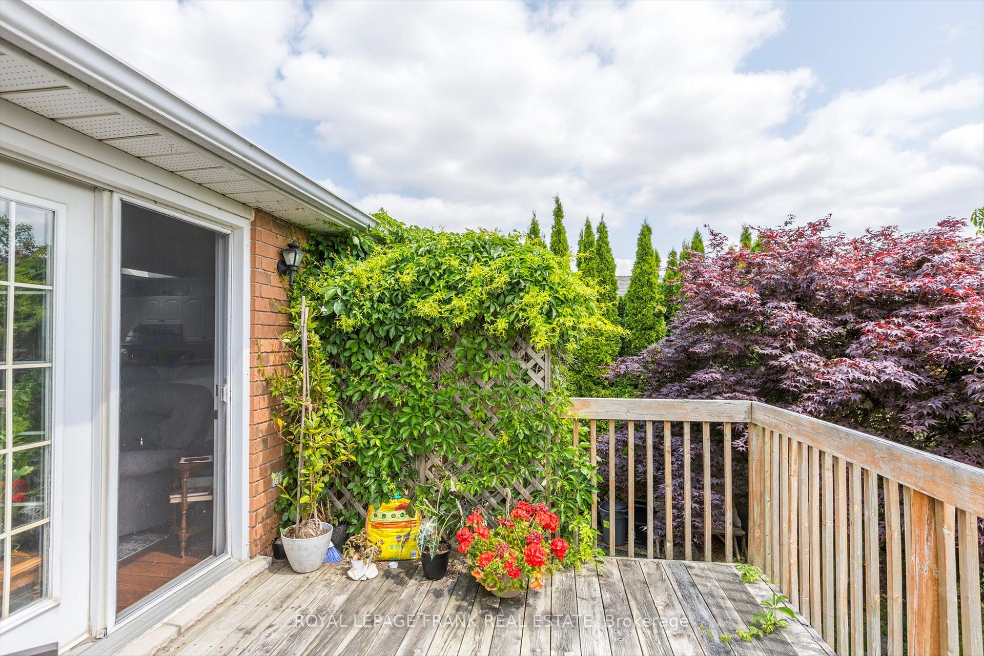 Photo 42 of 999 Baker Street, Peterborough, Northcrest Ward 5 — HOMEH