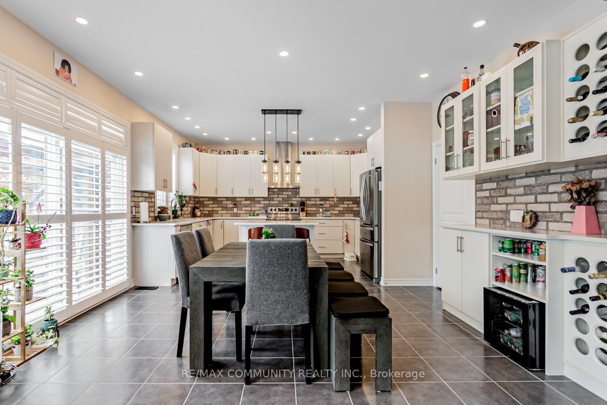 Photo 12 of 2506 Bridle Road, Oshawa, Windfields — HOMEH