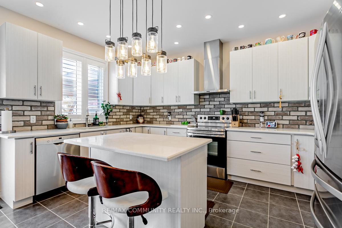 Photo 15 of 2506 Bridle Road, Oshawa, Windfields — HOMEH