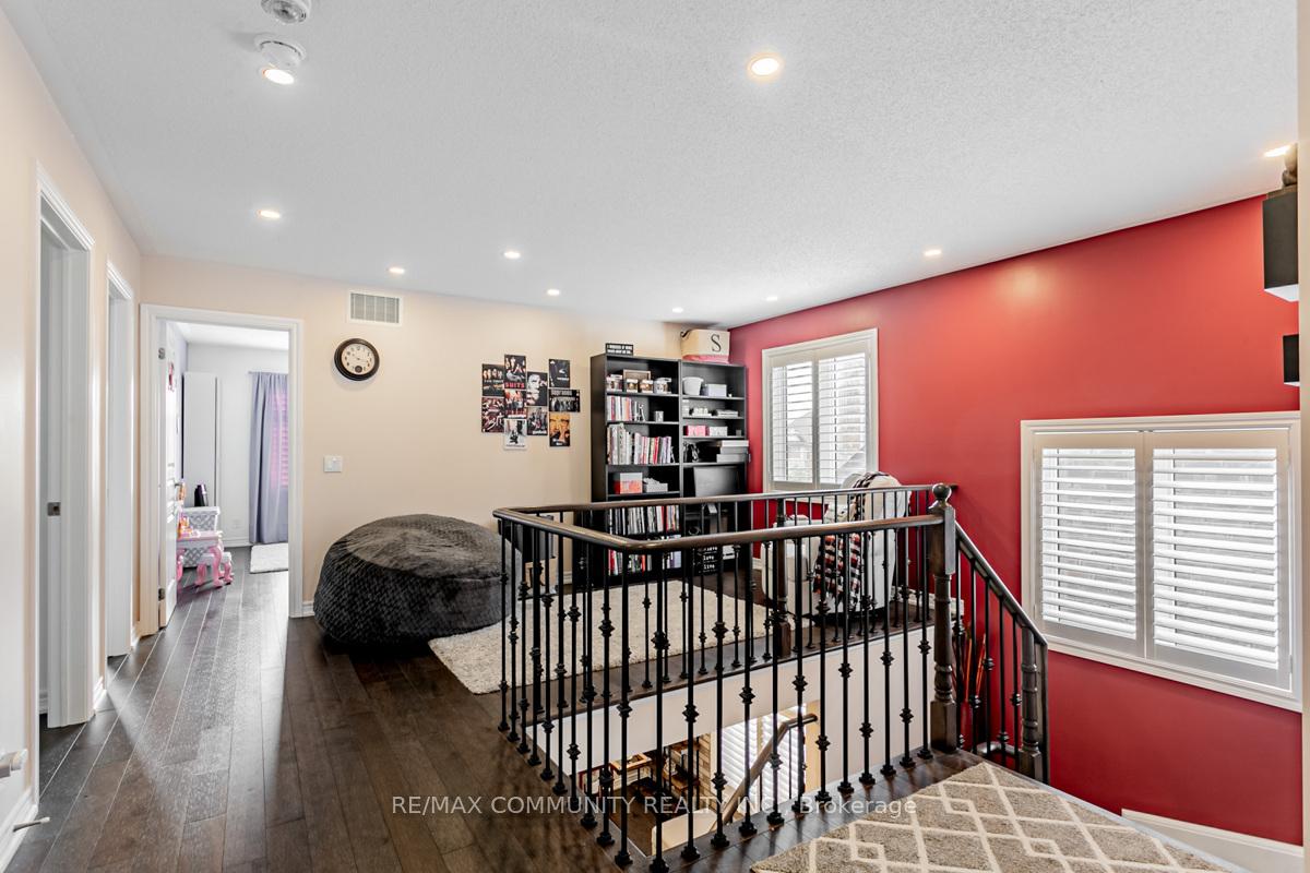 Photo 16 of 2506 Bridle Road, Oshawa, Windfields — HOMEH