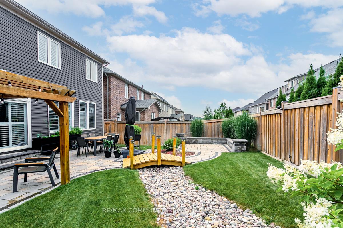 Photo 37 of 2506 Bridle Road, Oshawa, Windfields — HOMEH