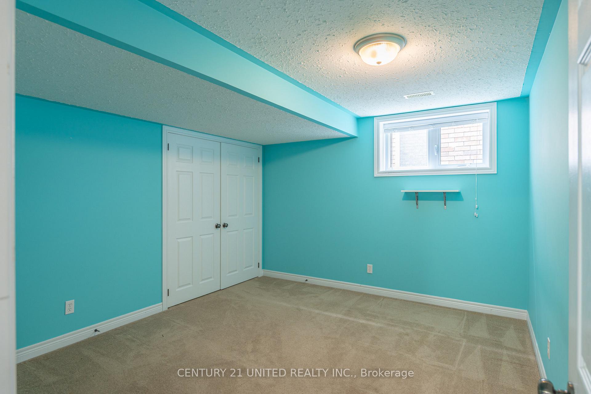Photo 20 of 111 Milroy Drive, Peterborough, Northcrest Ward 5 — HOMEH