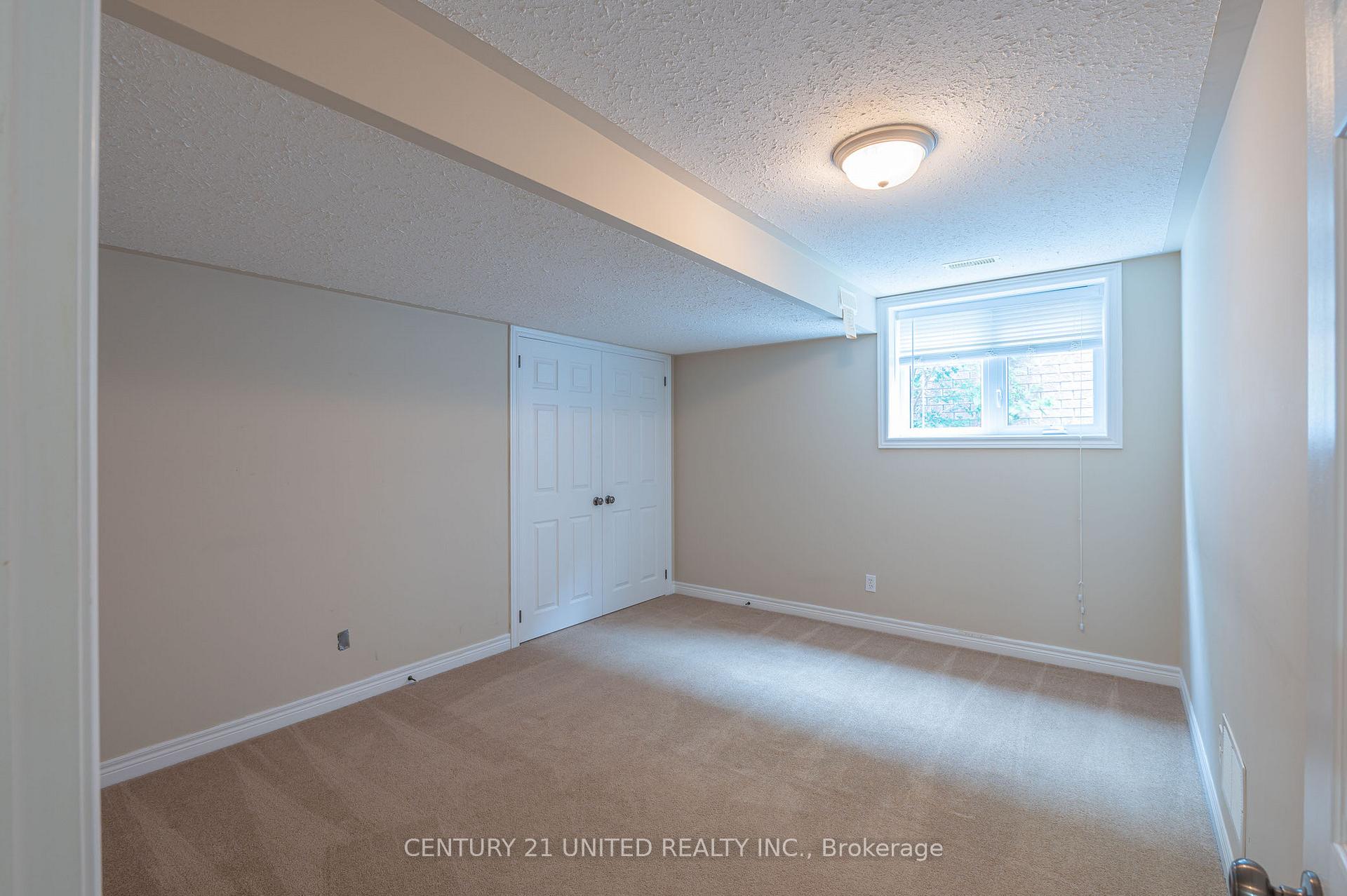 Photo 21 of 111 Milroy Drive, Peterborough, Northcrest Ward 5 — HOMEH