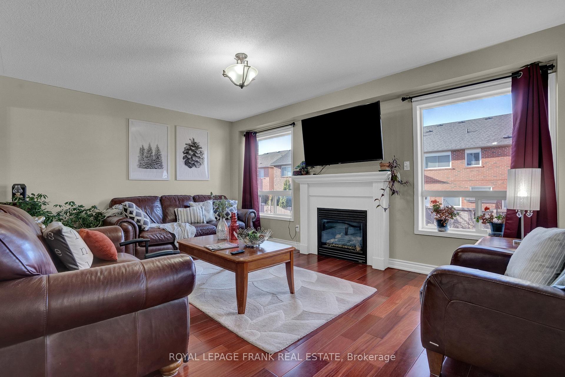 Photo 7 of 437 Nottingham Crescent, Oshawa, Eastdale — HOMEH