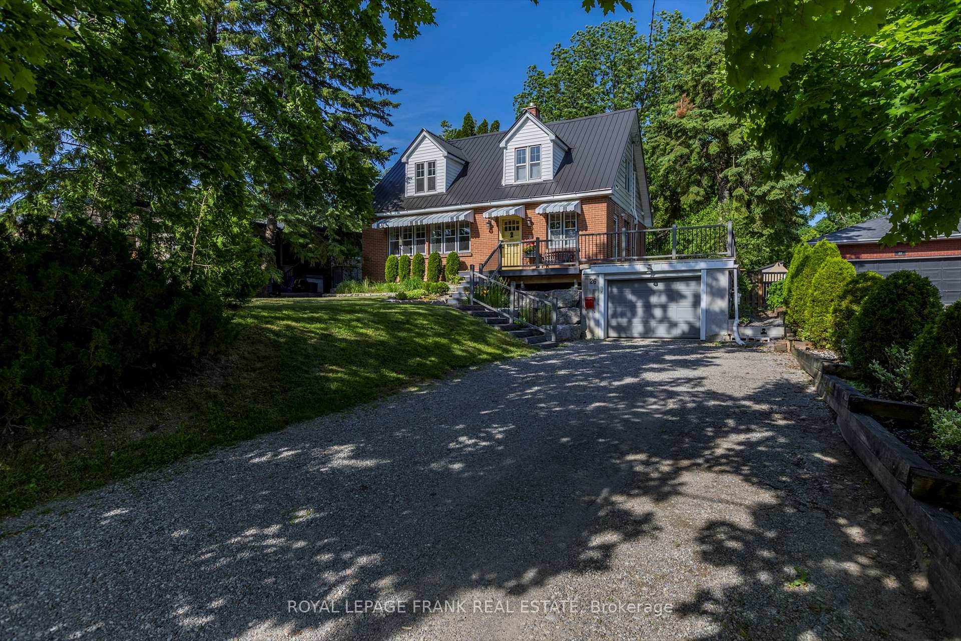 Photo 2 of 26 Wallis Drive, Peterborough, Monaghan Ward 2 — HOMEH