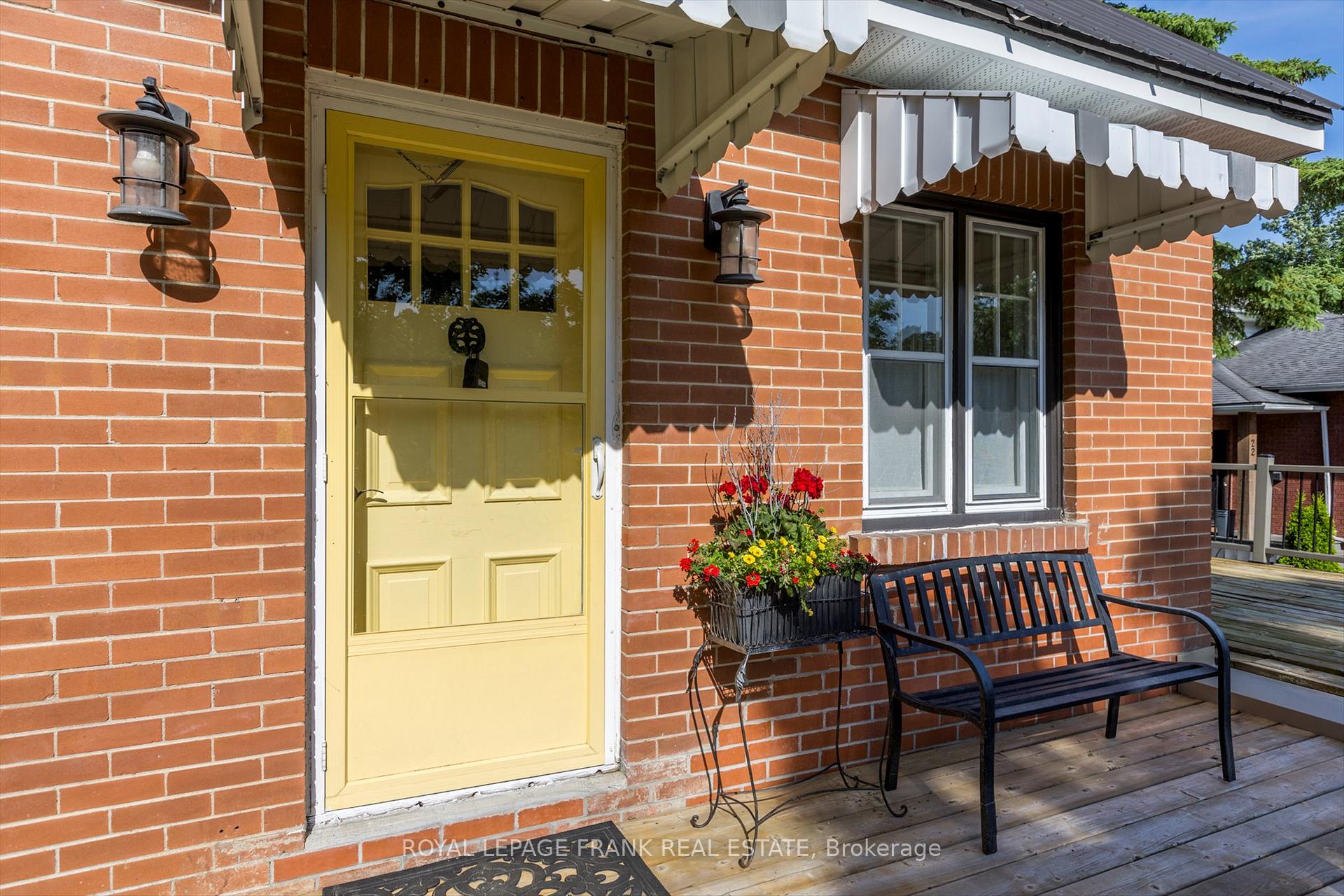 Photo 4 of 26 Wallis Drive, Peterborough, Monaghan Ward 2 — HOMEH