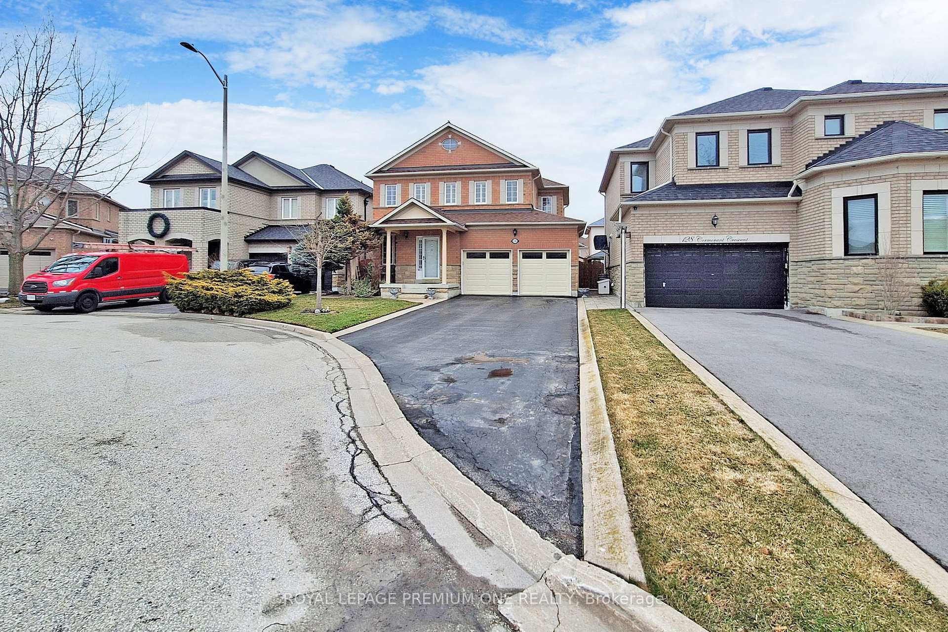Photo 1 of 132 Cormorant Crescent S, Vaughan, Vellore Village — HOMEH