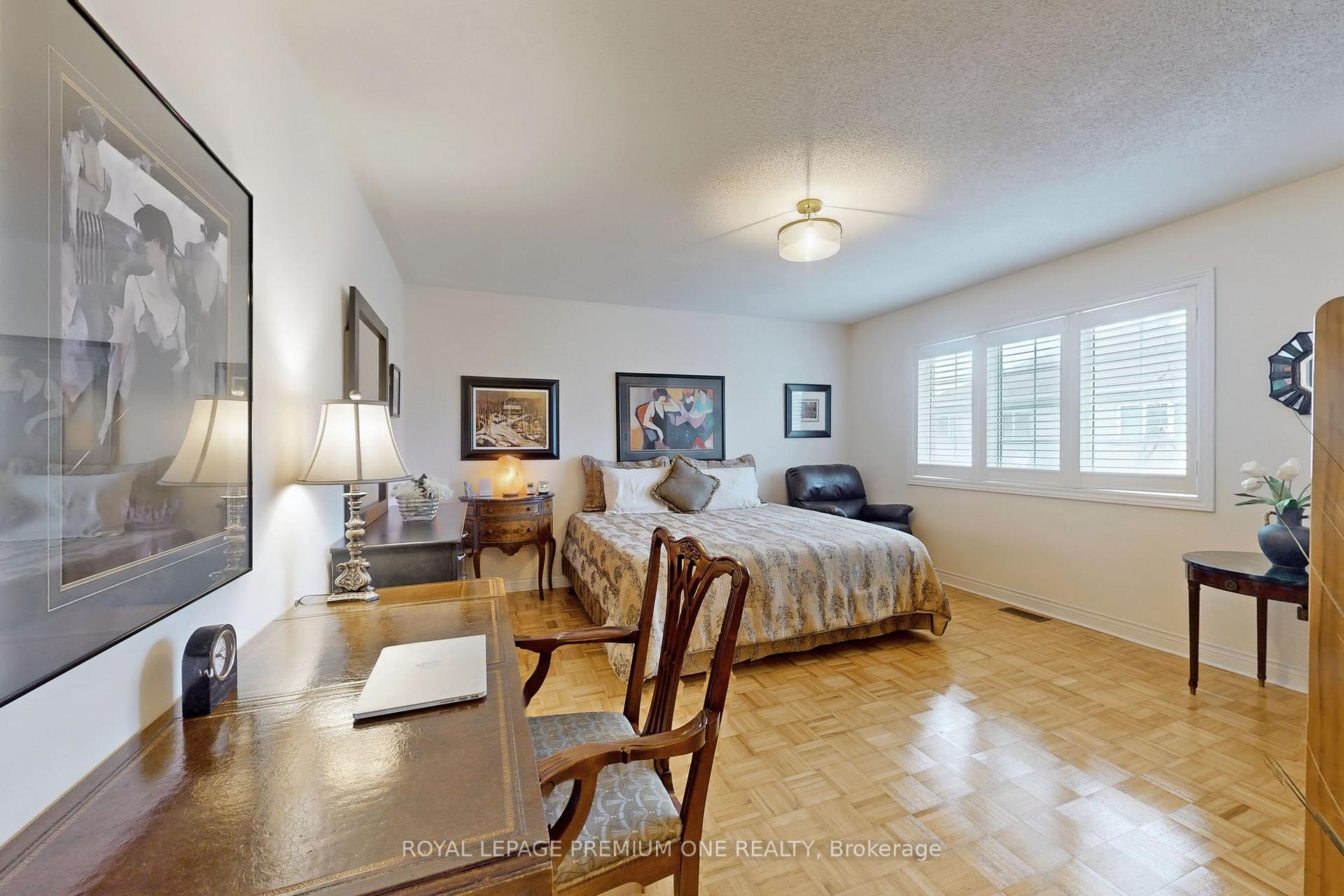 Photo 30 of 132 Cormorant Crescent S, Vaughan, Vellore Village — HOMEH