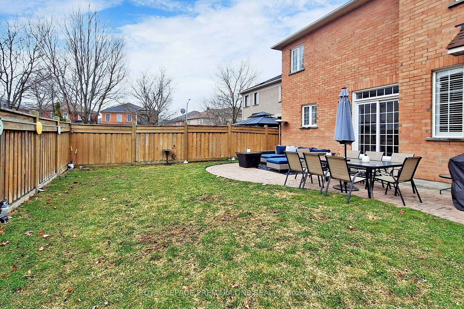Photo 45 of 132 Cormorant Crescent S, Vaughan, Vellore Village — HOMEH