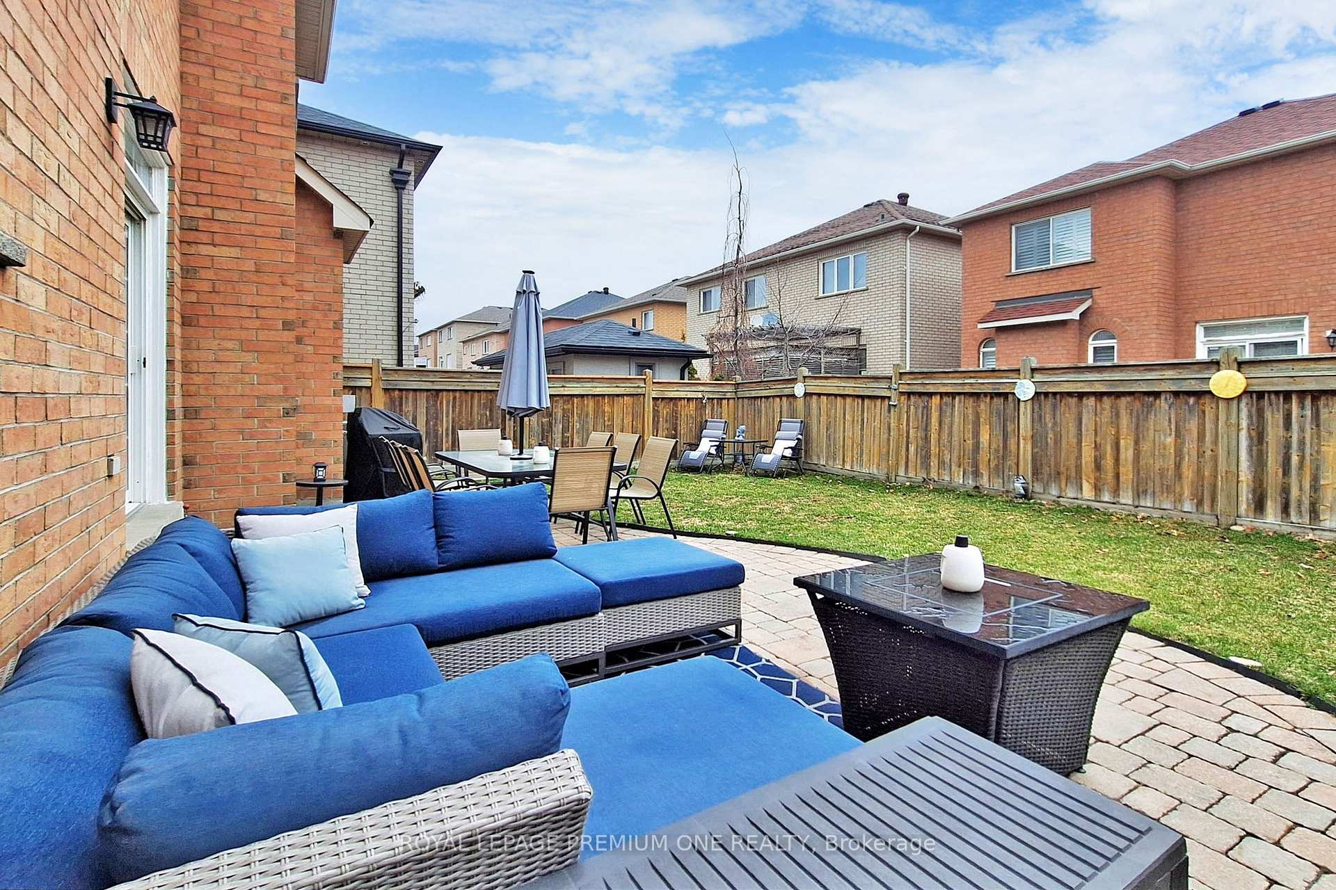 Photo 47 of 132 Cormorant Crescent S, Vaughan, Vellore Village — HOMEH
