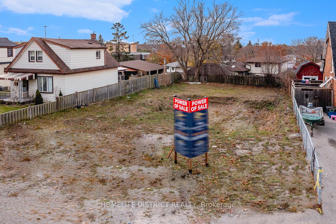 Photo 4 of 524 Cromwell Avenue, Oshawa, Vanier — HOMEH