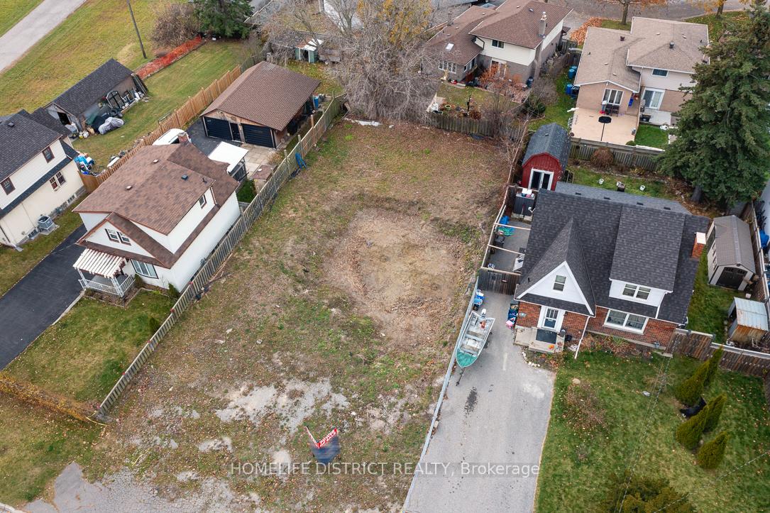 Photo 5 of 524 Cromwell Avenue, Oshawa, Vanier — HOMEH