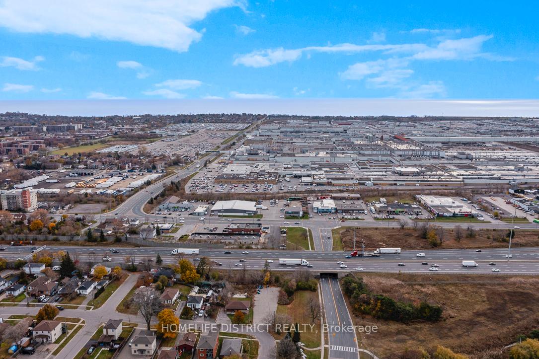 Photo 9 of 524 Cromwell Avenue, Oshawa, Vanier — HOMEH