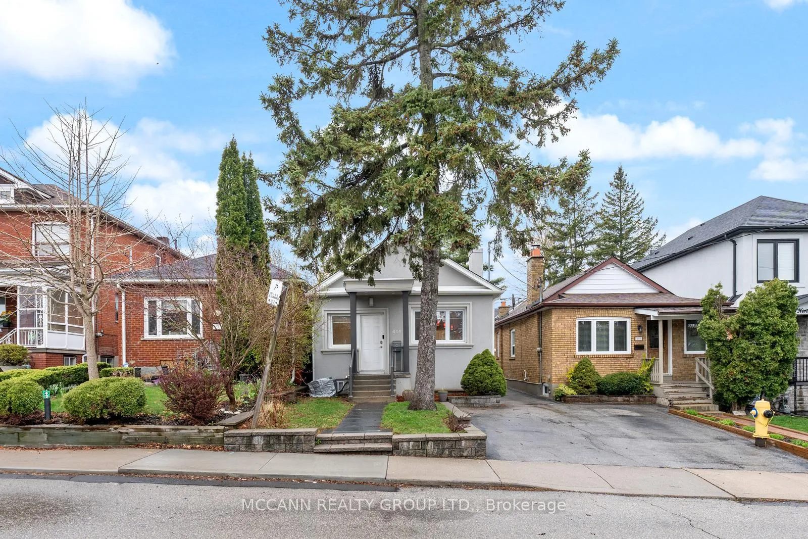 Photo 6 of Unit MAIN, 414 Northcliffe Boulevard, Toronto, Oakwood Village — HOMEH