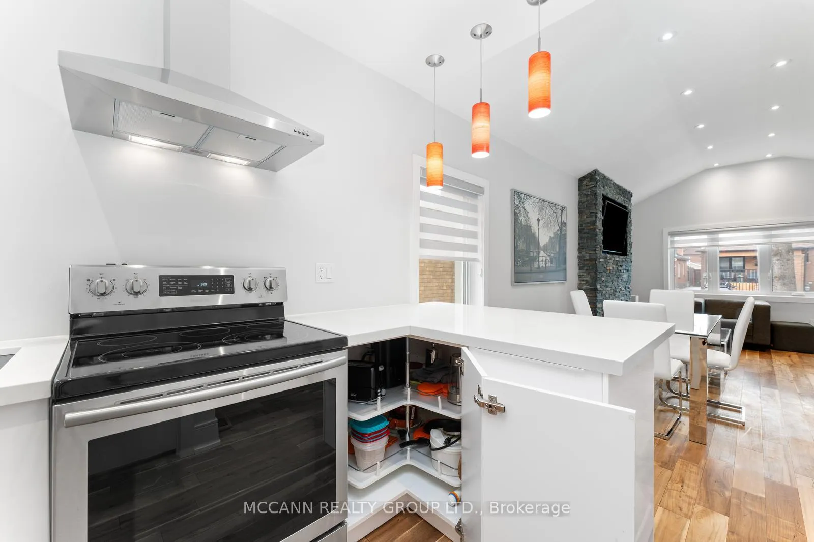 Photo 24 of Unit MAIN, 414 Northcliffe Boulevard, Toronto, Oakwood Village — HOMEH