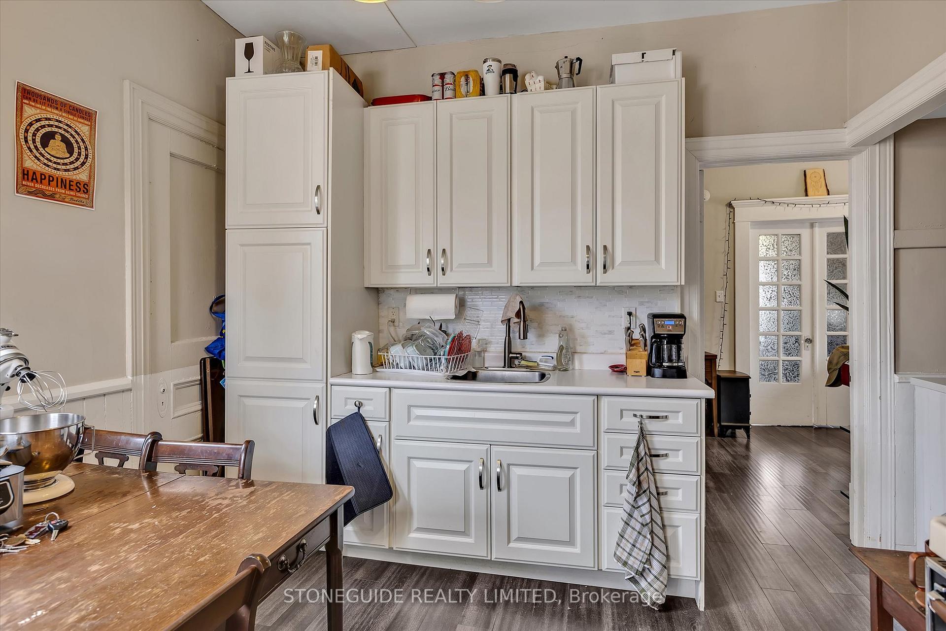 Photo 25 of 320-322 Pearl Avenue, Peterborough, Town Ward 3 — HOMEH