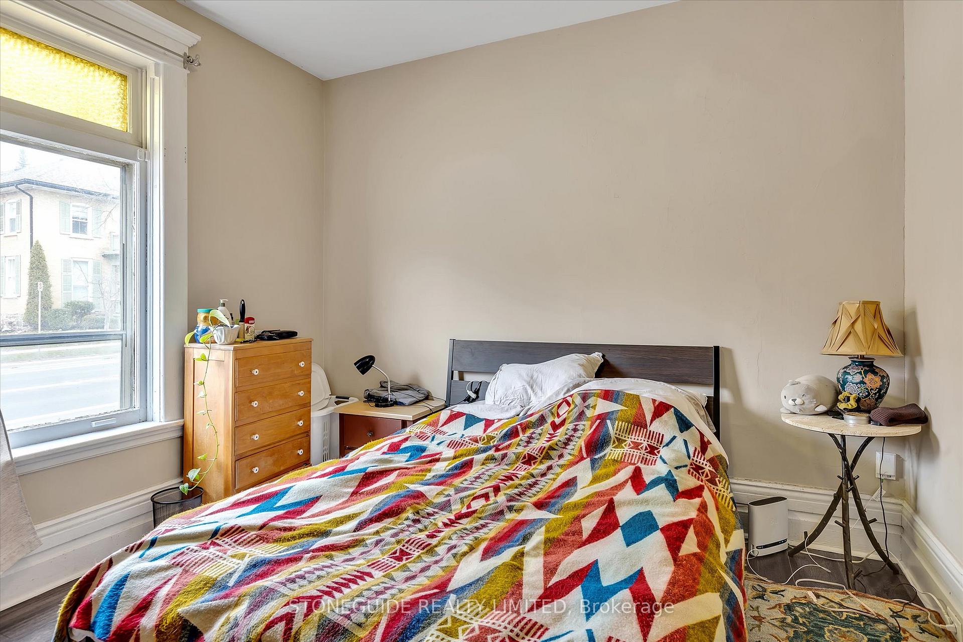Photo 10 of 320-322 Pearl Avenue, Peterborough, Town Ward 3 — HOMEH