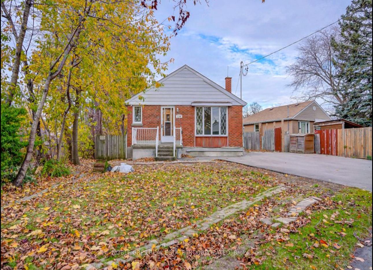 Front of 1284 Meadowvale Street