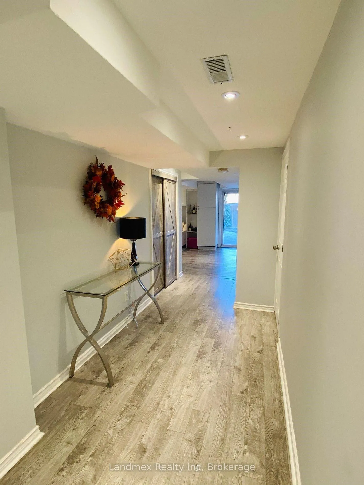 Photo 12 of 50 Charleswood Circle, Brampton, Fletcher's Meadow — HOMEH