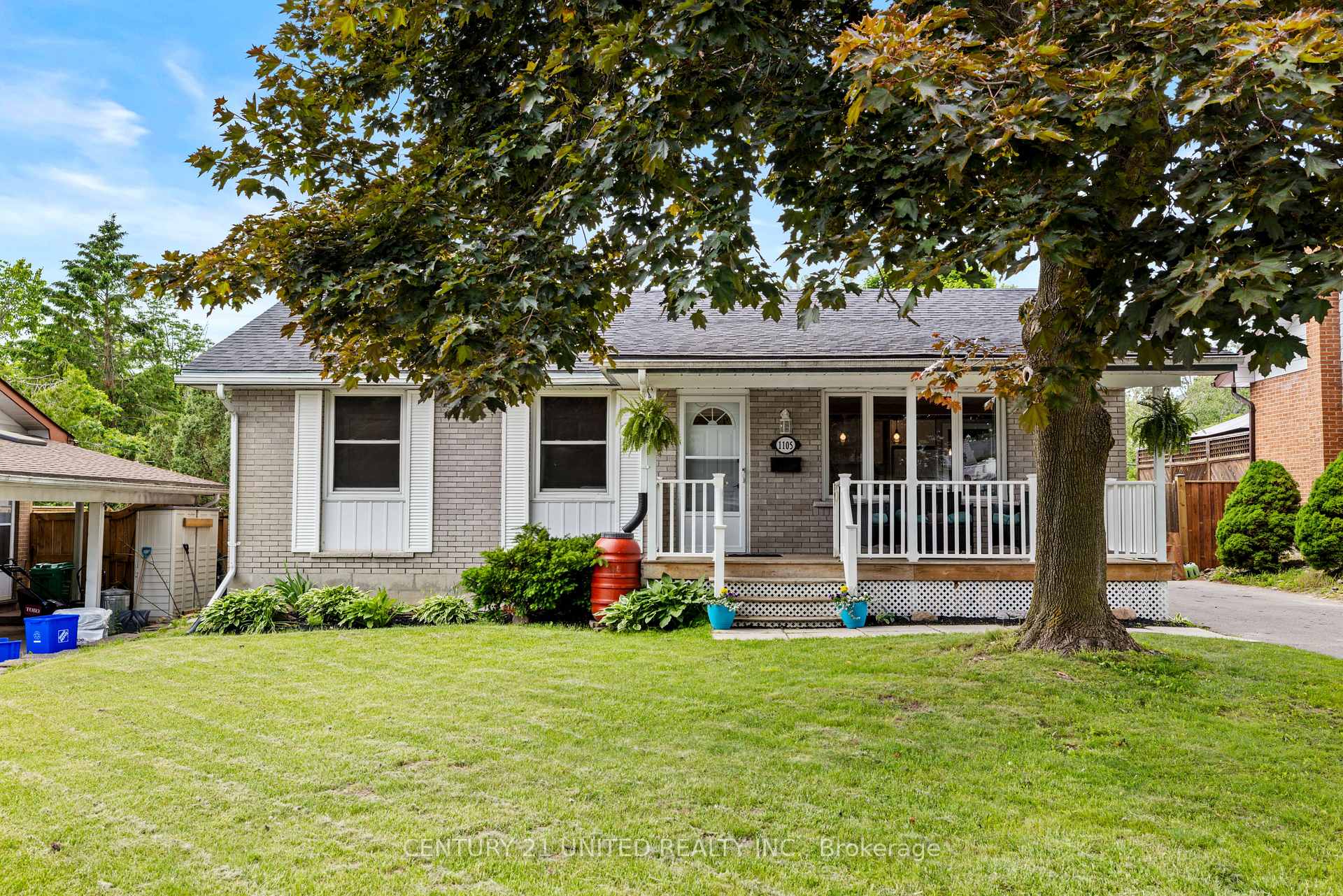 Photo 2 of 1105 Barnardo Avenue, Peterborough, Northcrest Ward 5 — HOMEH