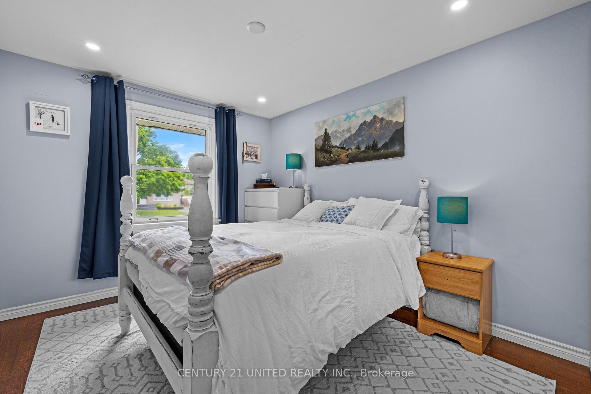 Photo 17 of 1105 Barnardo Avenue, Peterborough, Northcrest Ward 5 — HOMEH
