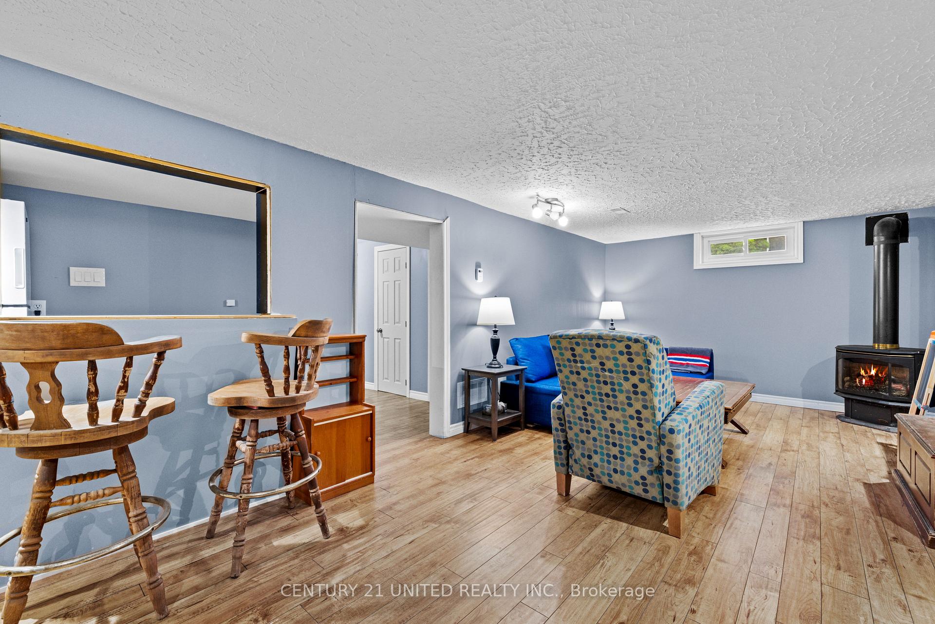Photo 20 of 1105 Barnardo Avenue, Peterborough, Northcrest Ward 5 — HOMEH
