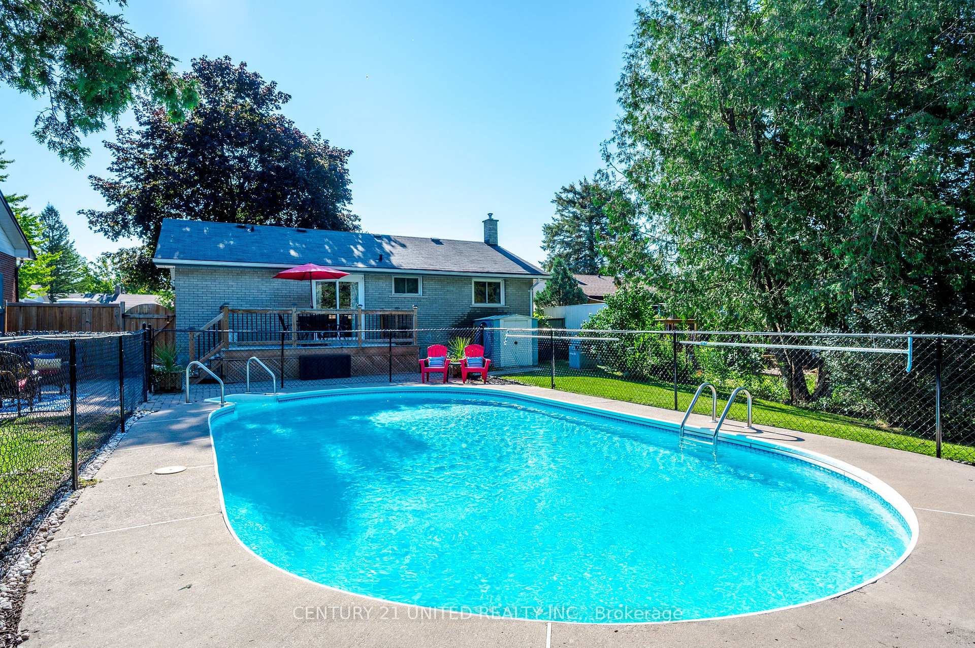Photo 33 of 1105 Barnardo Avenue, Peterborough, Northcrest Ward 5 — HOMEH