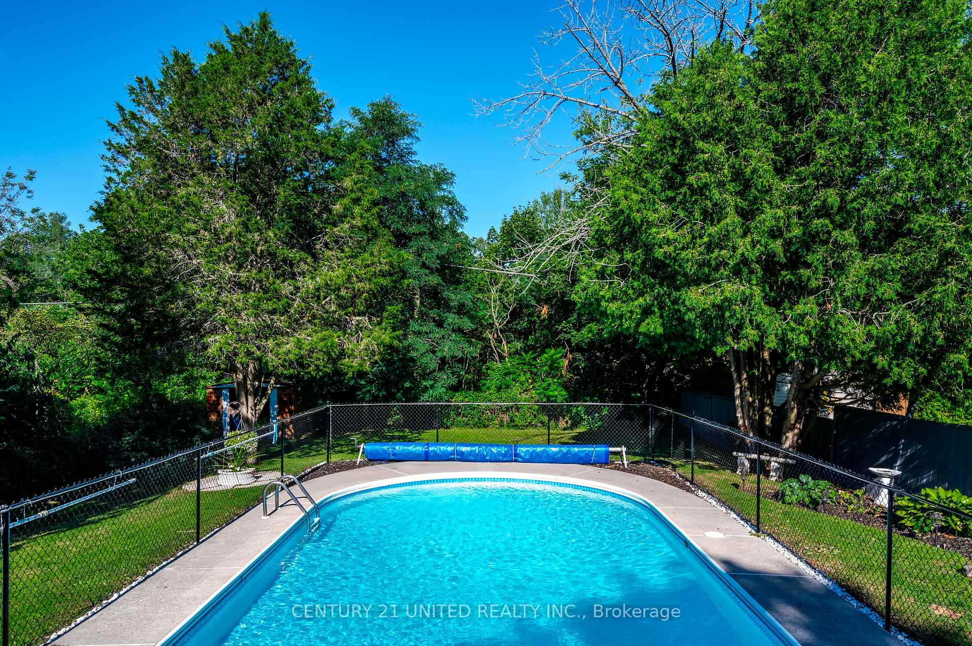 Photo 34 of 1105 Barnardo Avenue, Peterborough, Northcrest Ward 5 — HOMEH