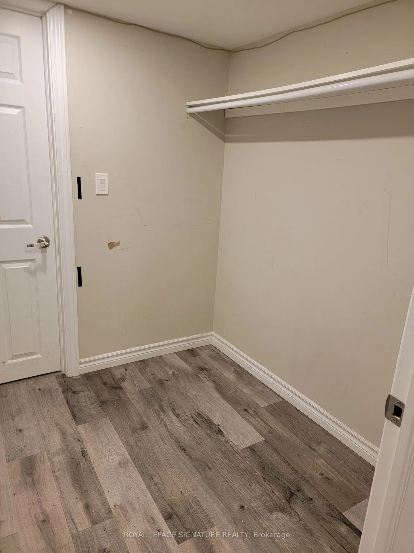 Photo 4 of Unit 4, 496 Horner Avenue, Etobicoke, Alderwood — HOMEH
