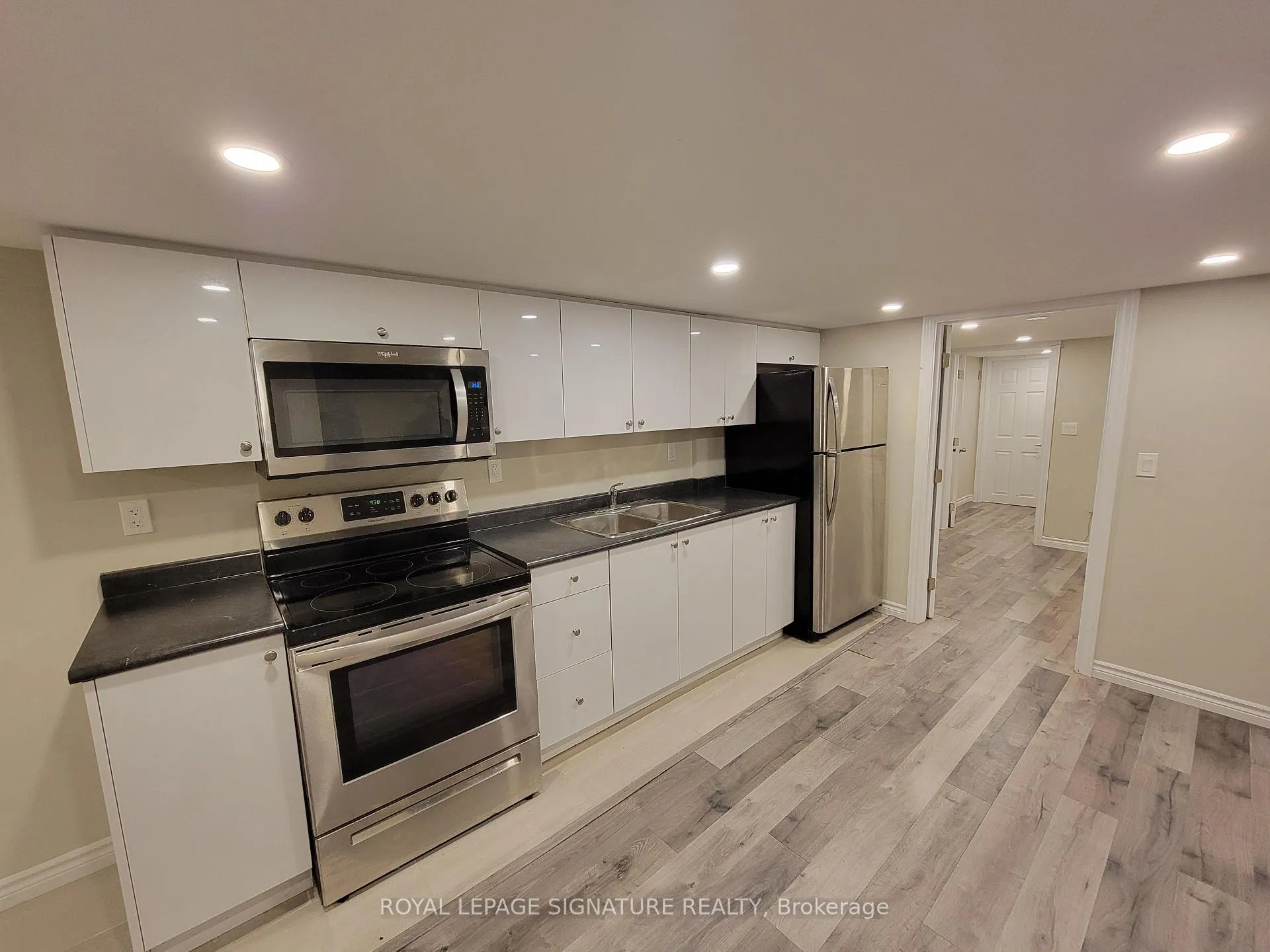 Photo 10 of Unit 4, 496 Horner Avenue, Etobicoke, Alderwood — HOMEH
