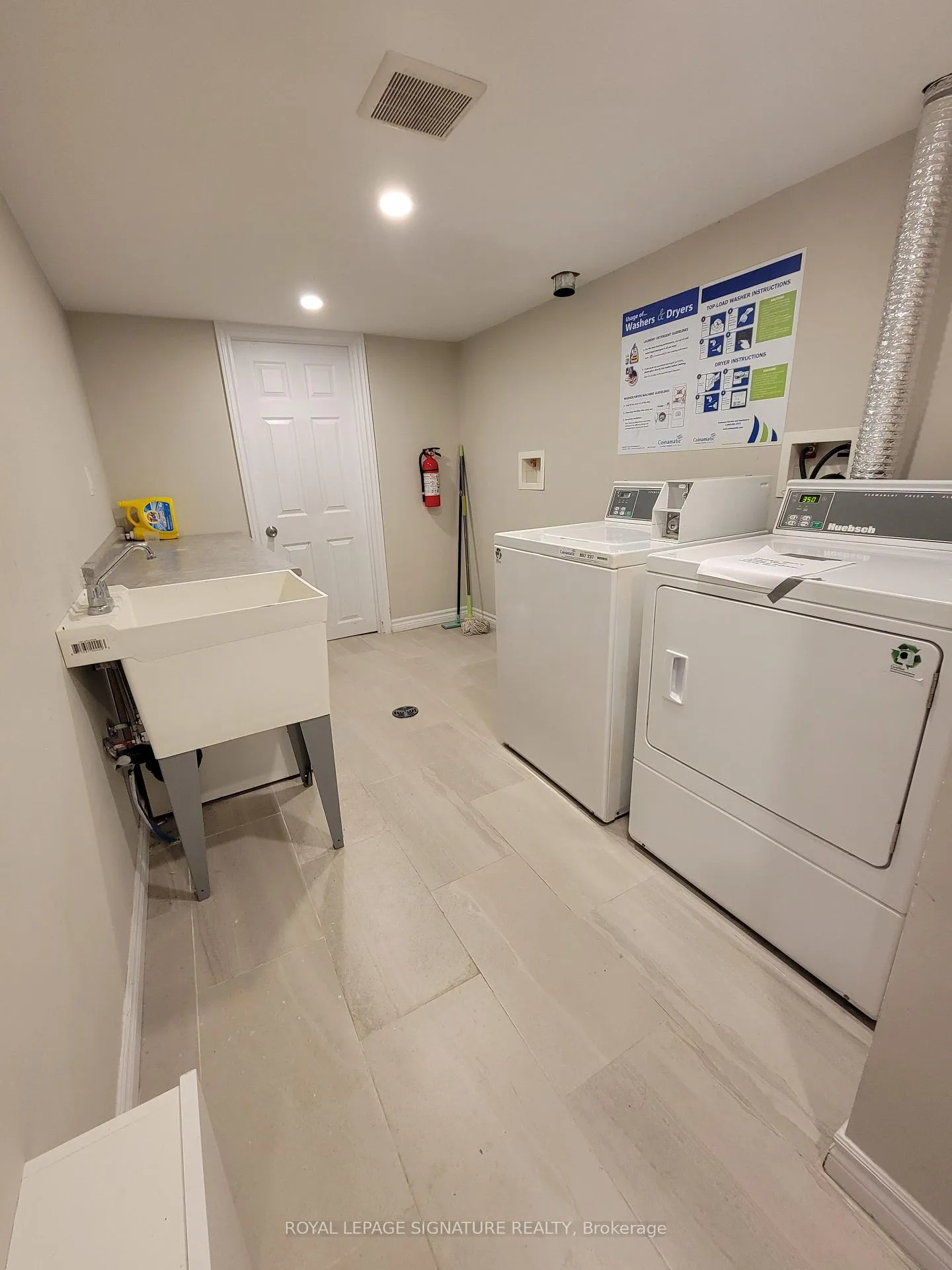 Photo 17 of Unit 4, 496 Horner Avenue, Etobicoke, Alderwood — HOMEH
