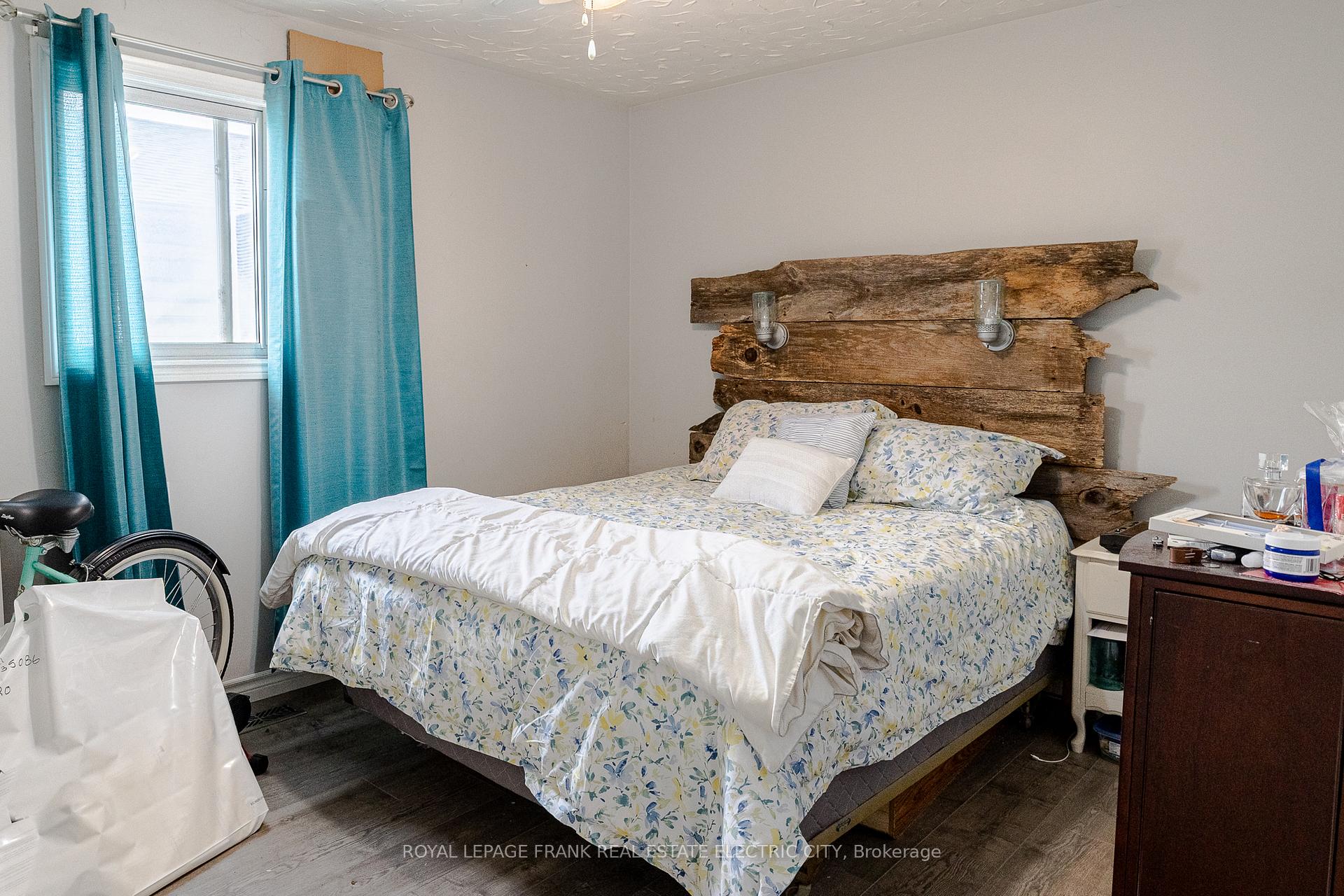 Photo 10 of 746 Chemong Road, Peterborough, Northcrest Ward 5 — HOMEH