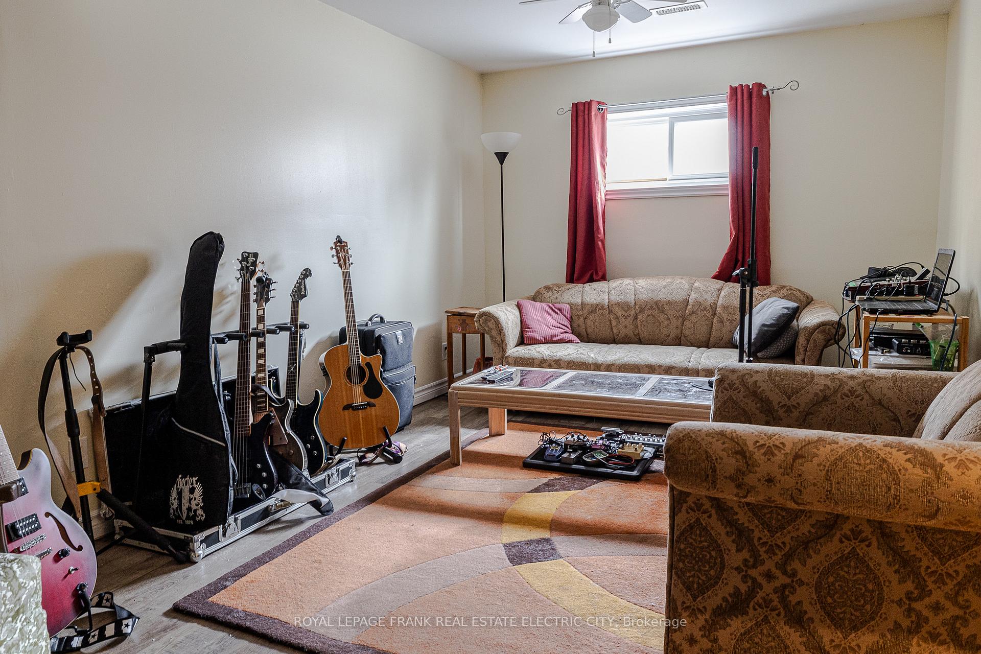 Photo 16 of 746 Chemong Road, Peterborough, Northcrest Ward 5 — HOMEH