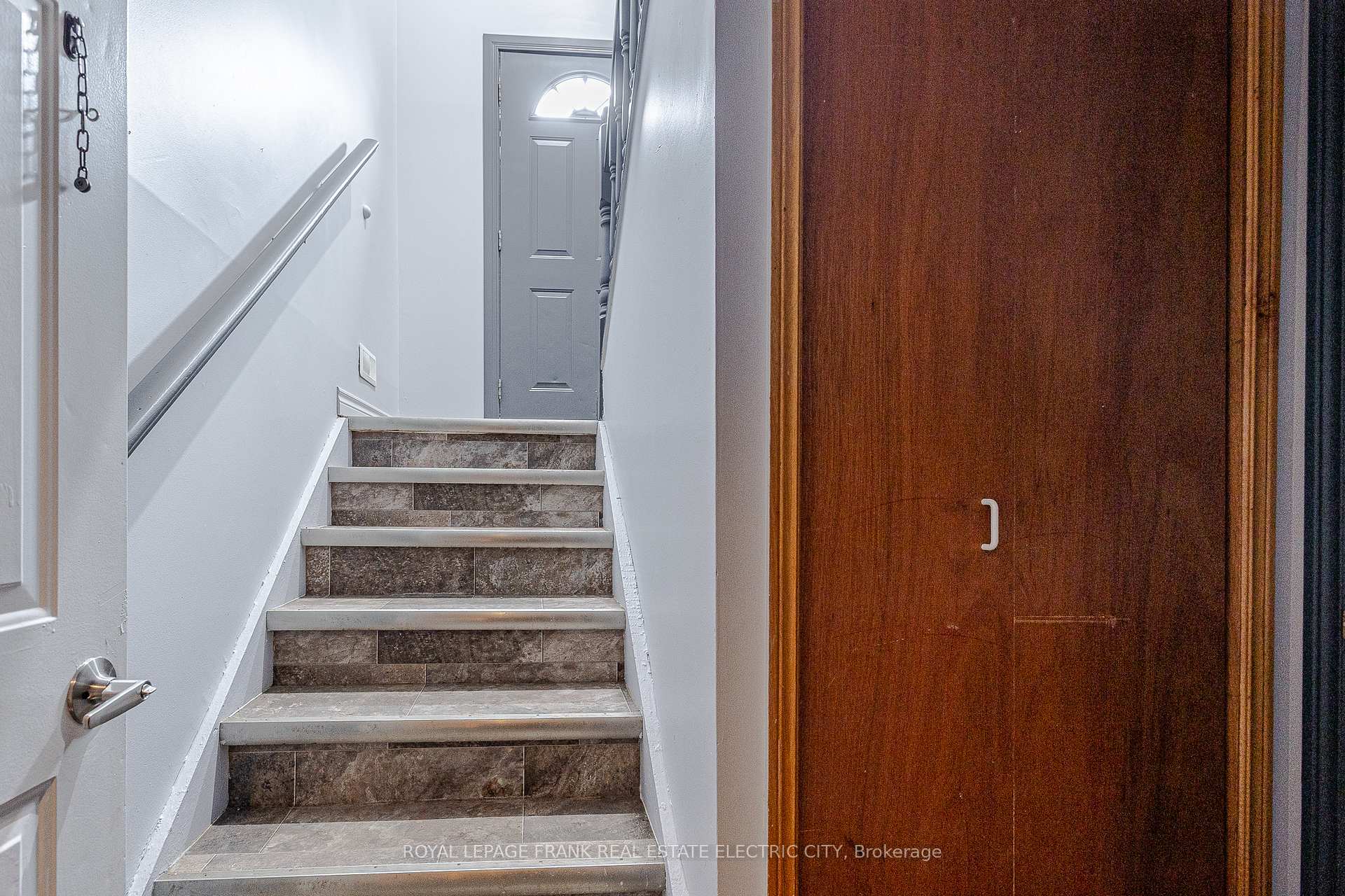 Photo 18 of 746 Chemong Road, Peterborough, Northcrest Ward 5 — HOMEH