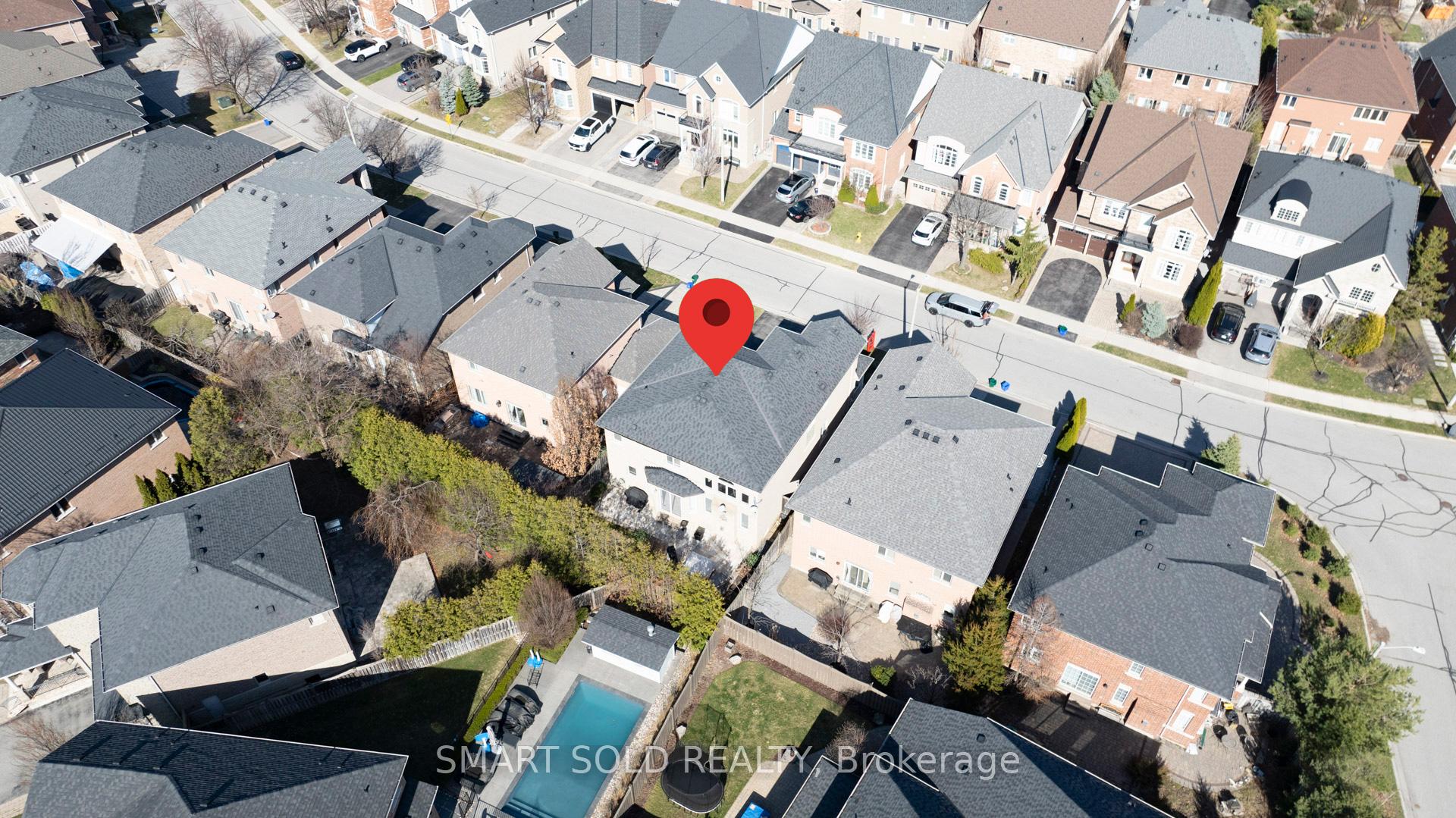 Photo 5 of 60 Chagall Drive, Vaughan, Patterson — HOMEH