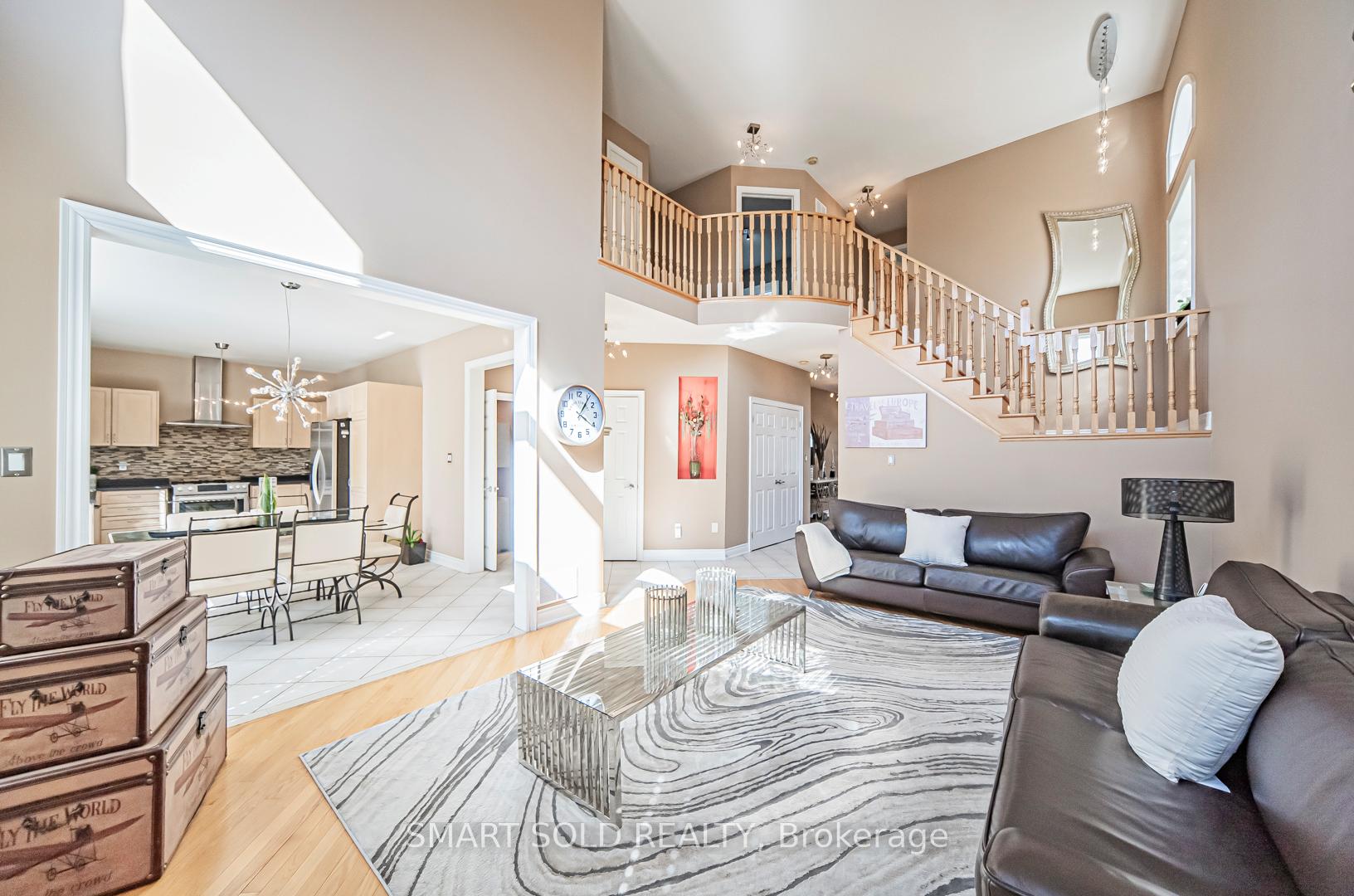 Photo 14 of 60 Chagall Drive, Vaughan, Patterson — HOMEH