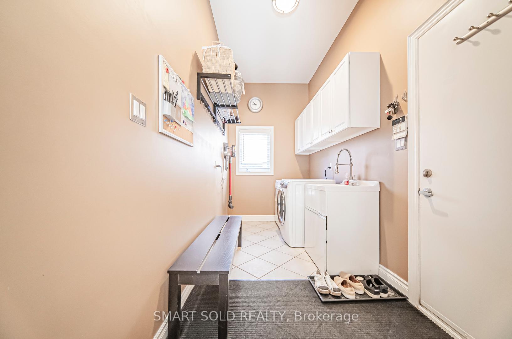Photo 15 of 60 Chagall Drive, Vaughan, Patterson — HOMEH