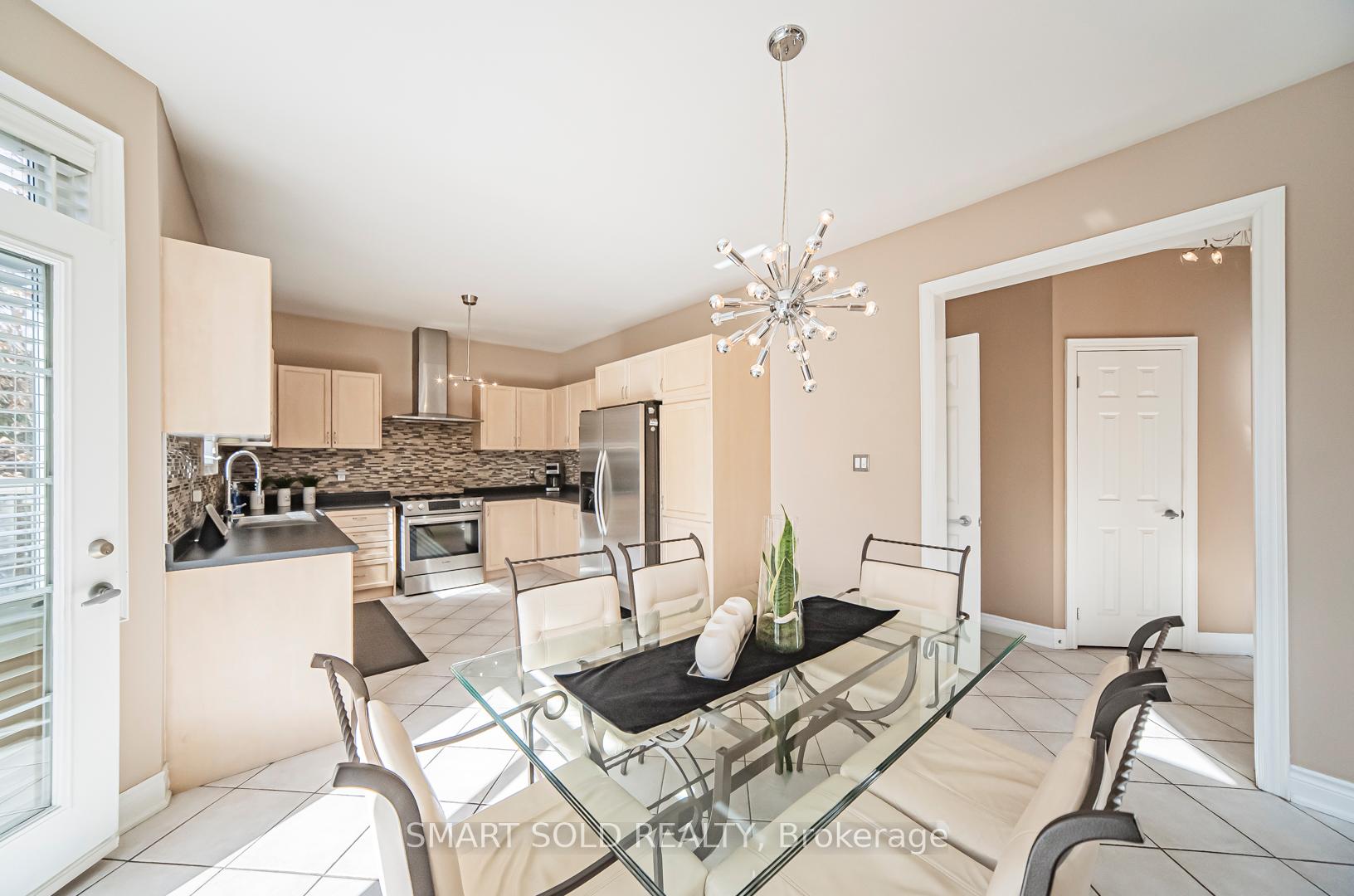 Photo 17 of 60 Chagall Drive, Vaughan, Patterson — HOMEH