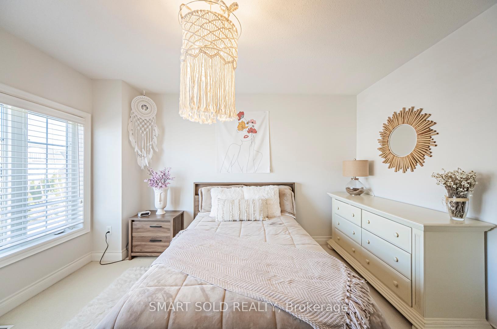 Photo 56 of 60 Chagall Drive, Vaughan, Patterson — HOMEH