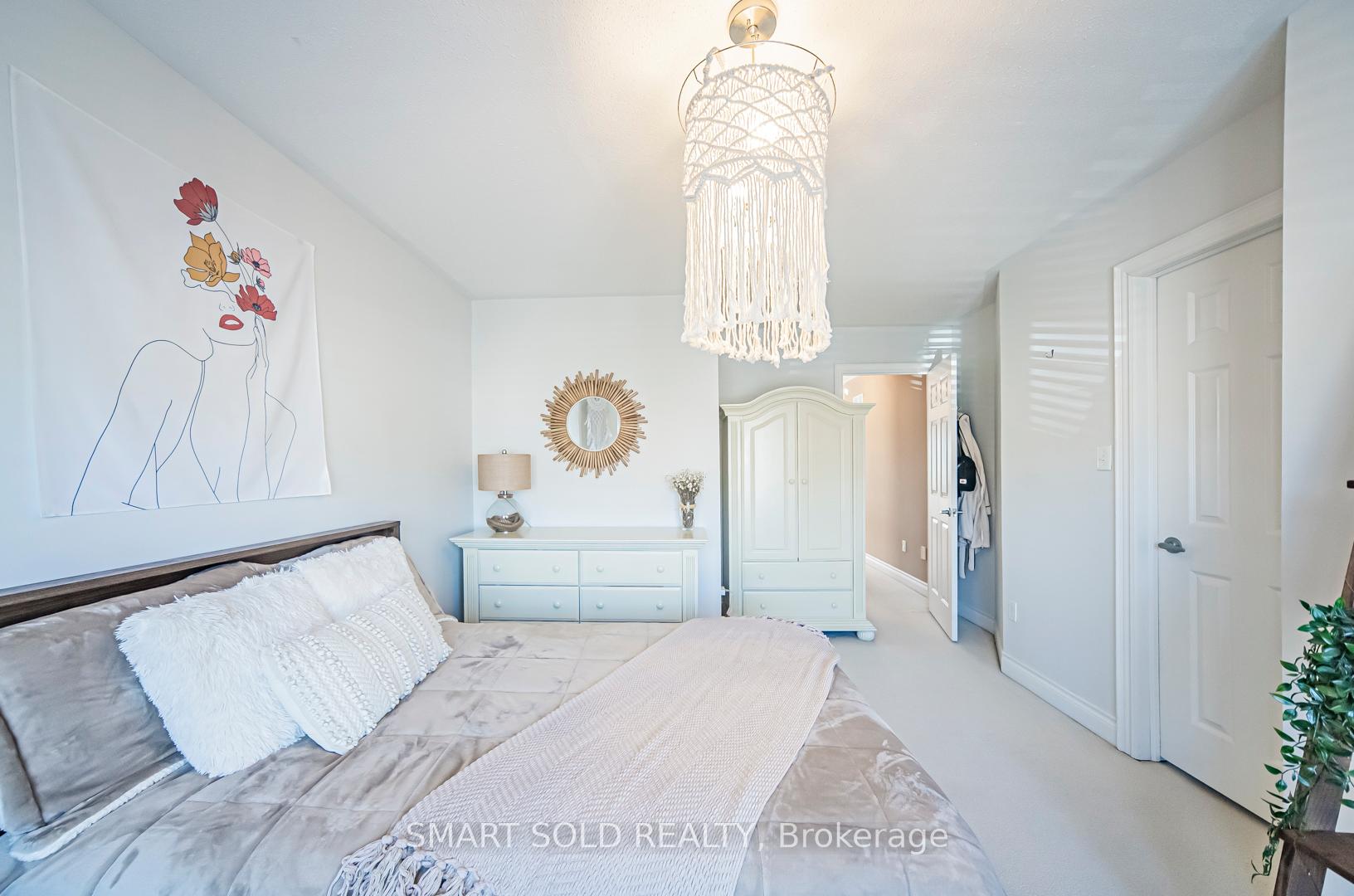 Photo 57 of 60 Chagall Drive, Vaughan, Patterson — HOMEH