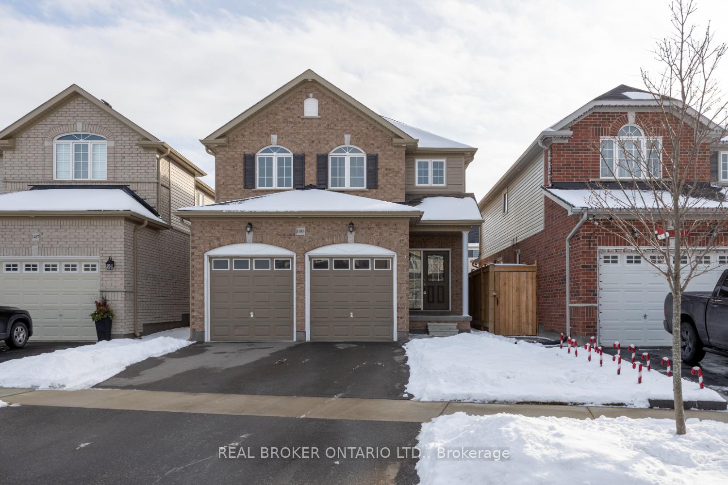 Photo 2 of 1485 Dunedin Crescent, Oshawa, Taunton — HOMEH
