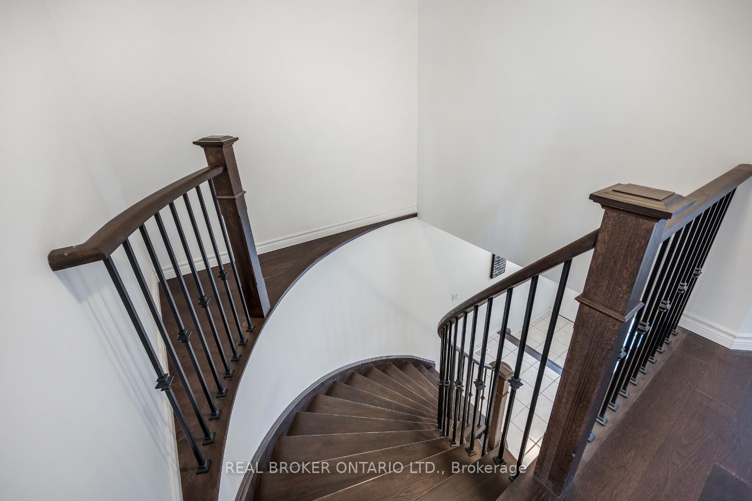 Photo 19 of 1485 Dunedin Crescent, Oshawa, Taunton — HOMEH