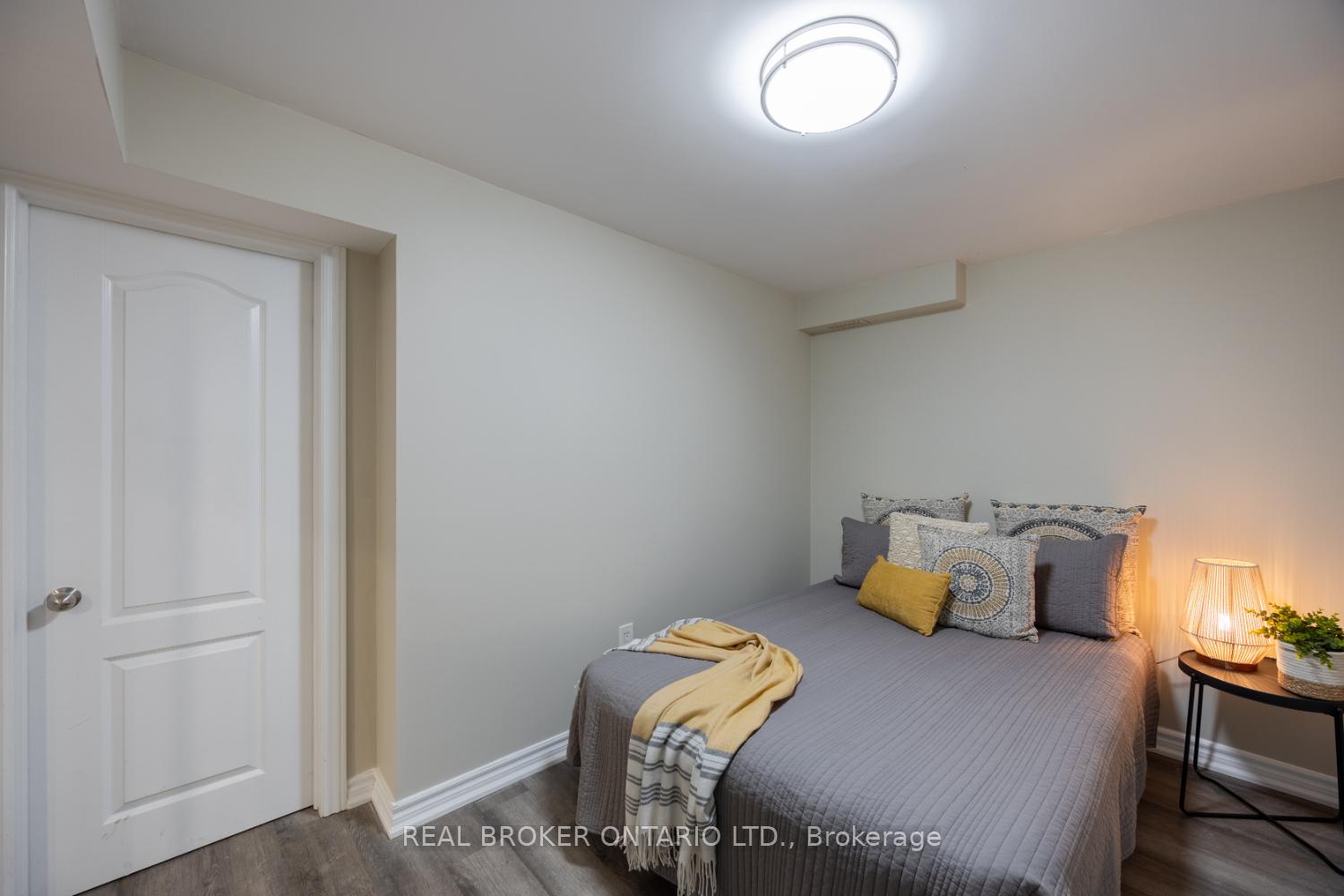 Photo 30 of 1485 Dunedin Crescent, Oshawa, Taunton — HOMEH
