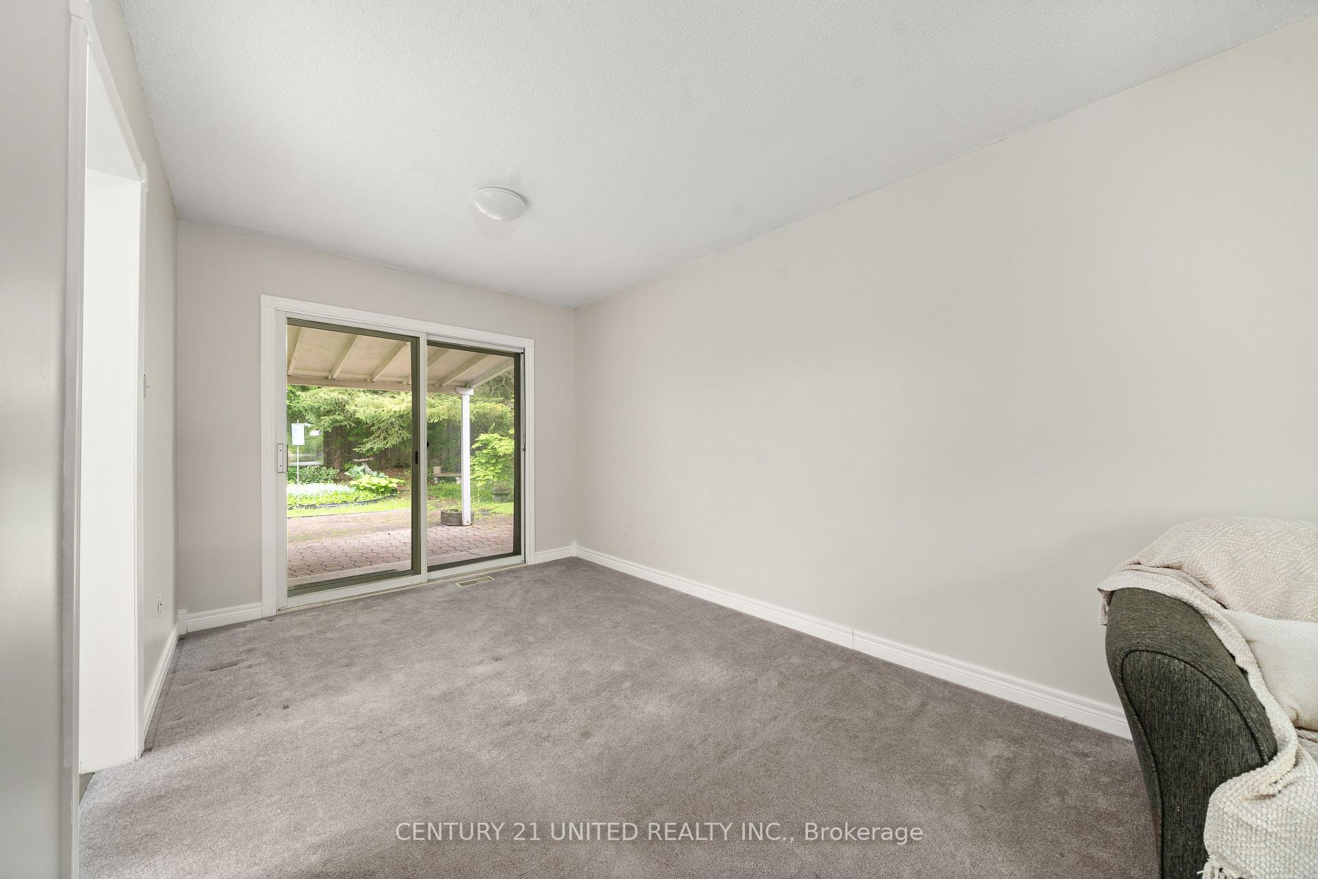 Photo 12 of 38 Parkview Drive, Peterborough, Northcrest Ward 5 — HOMEH