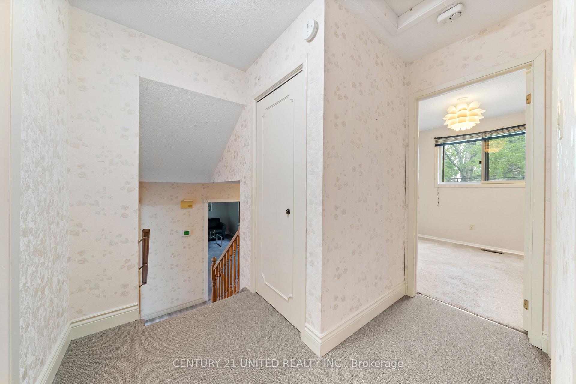 Photo 22 of 38 Parkview Drive, Peterborough, Northcrest Ward 5 — HOMEH