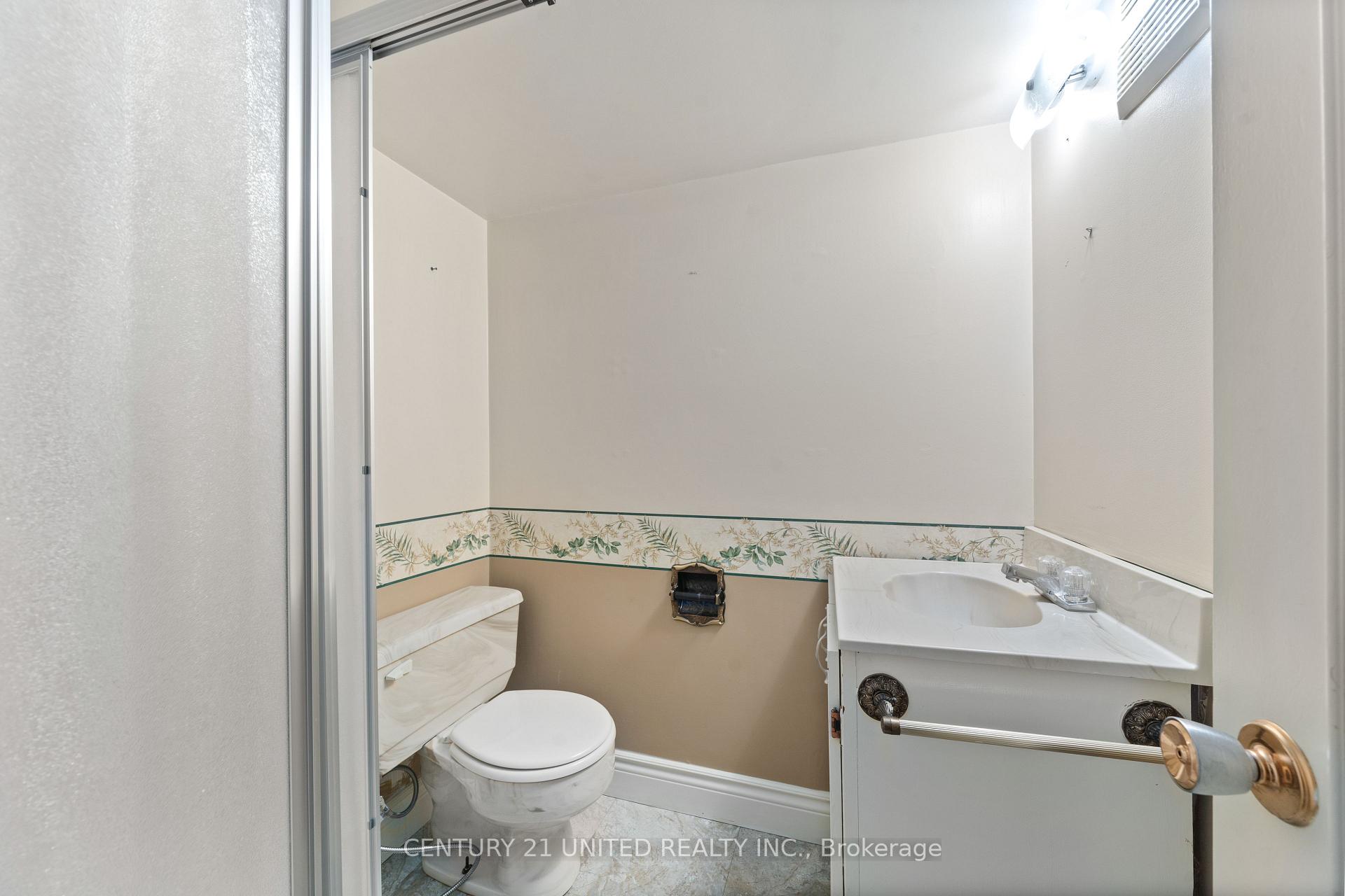 Photo 33 of 38 Parkview Drive, Peterborough, Northcrest Ward 5 — HOMEH