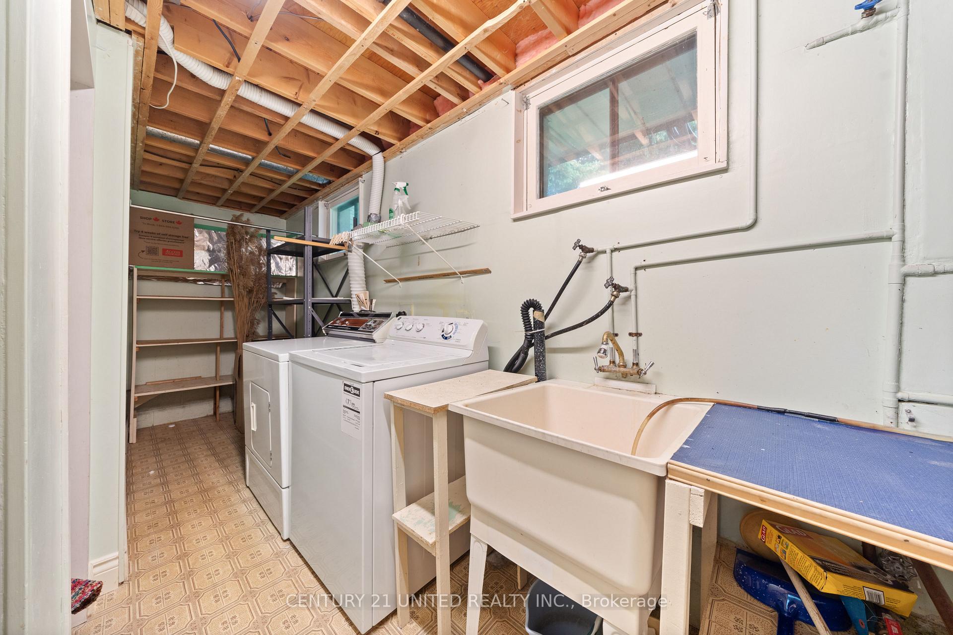 Photo 34 of 38 Parkview Drive, Peterborough, Northcrest Ward 5 — HOMEH