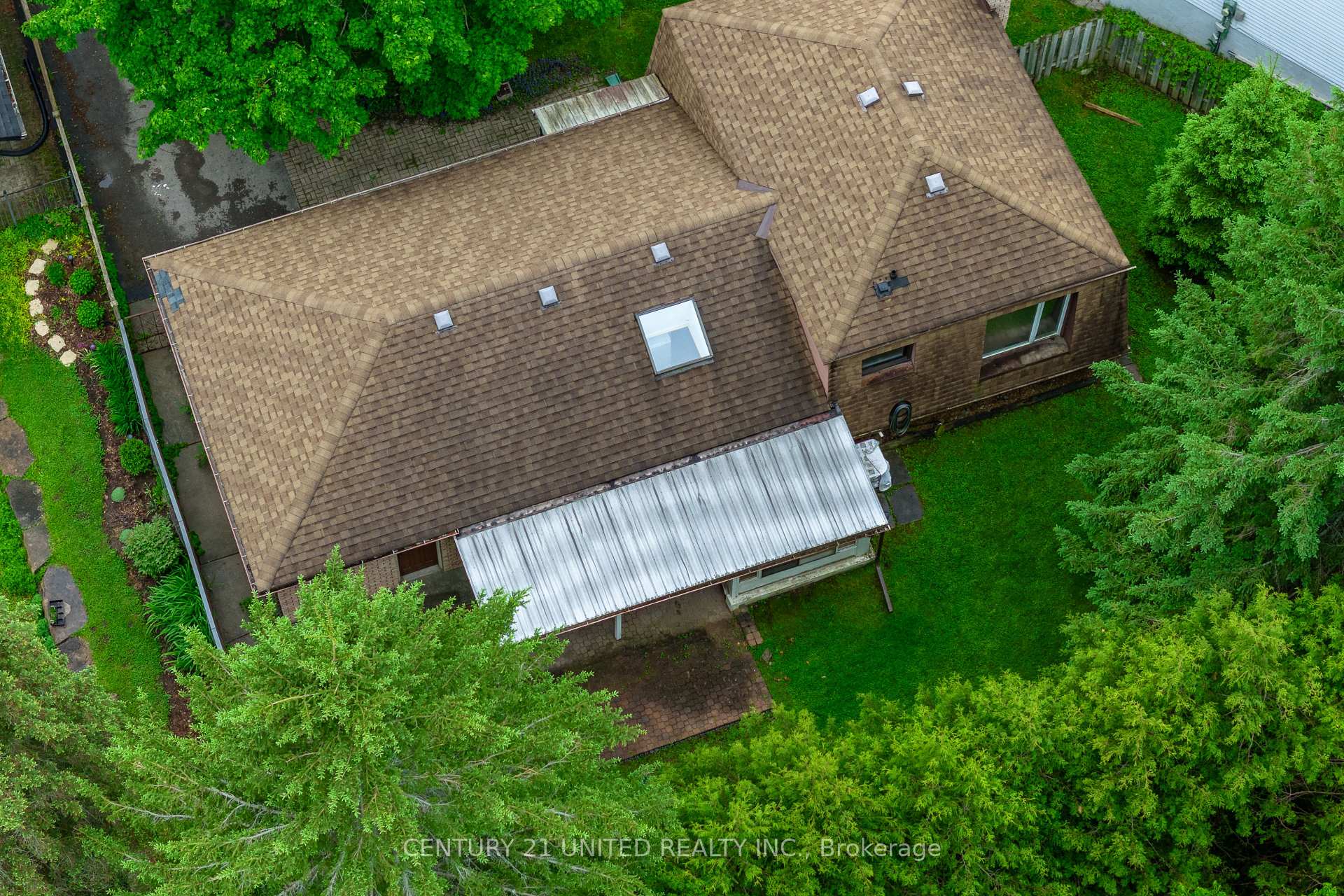 Photo 37 of 38 Parkview Drive, Peterborough, Northcrest Ward 5 — HOMEH