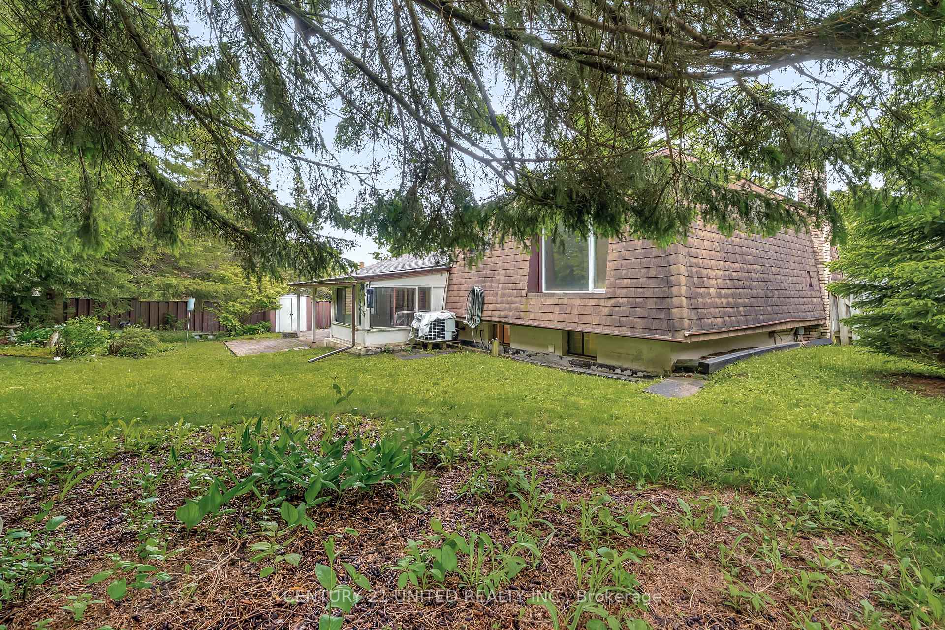 Photo 41 of 38 Parkview Drive, Peterborough, Northcrest Ward 5 — HOMEH
